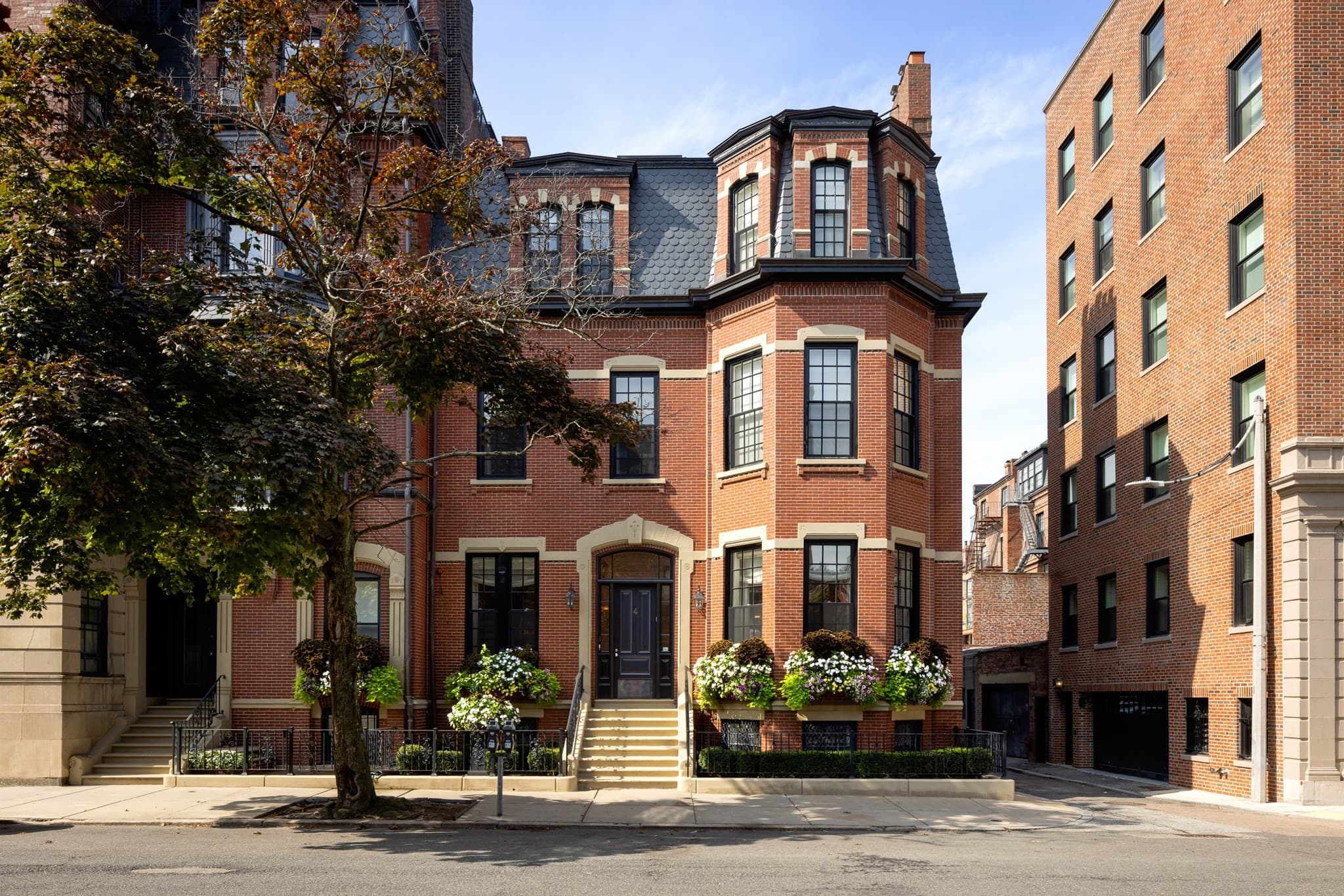 4 Gloucester Street, Boston MA 02115