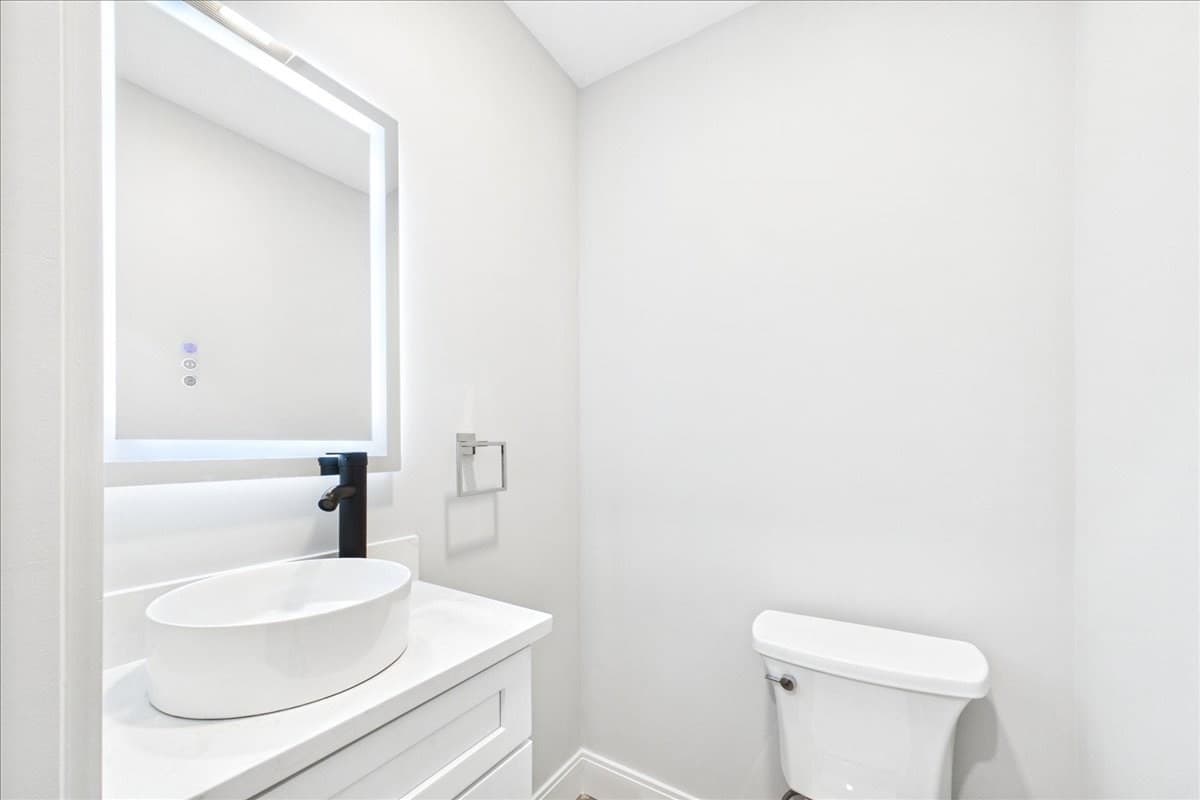 Condominium at 305 Chestnut Ave # 4, Boston MA 02130, Boston, photo 15 of 38