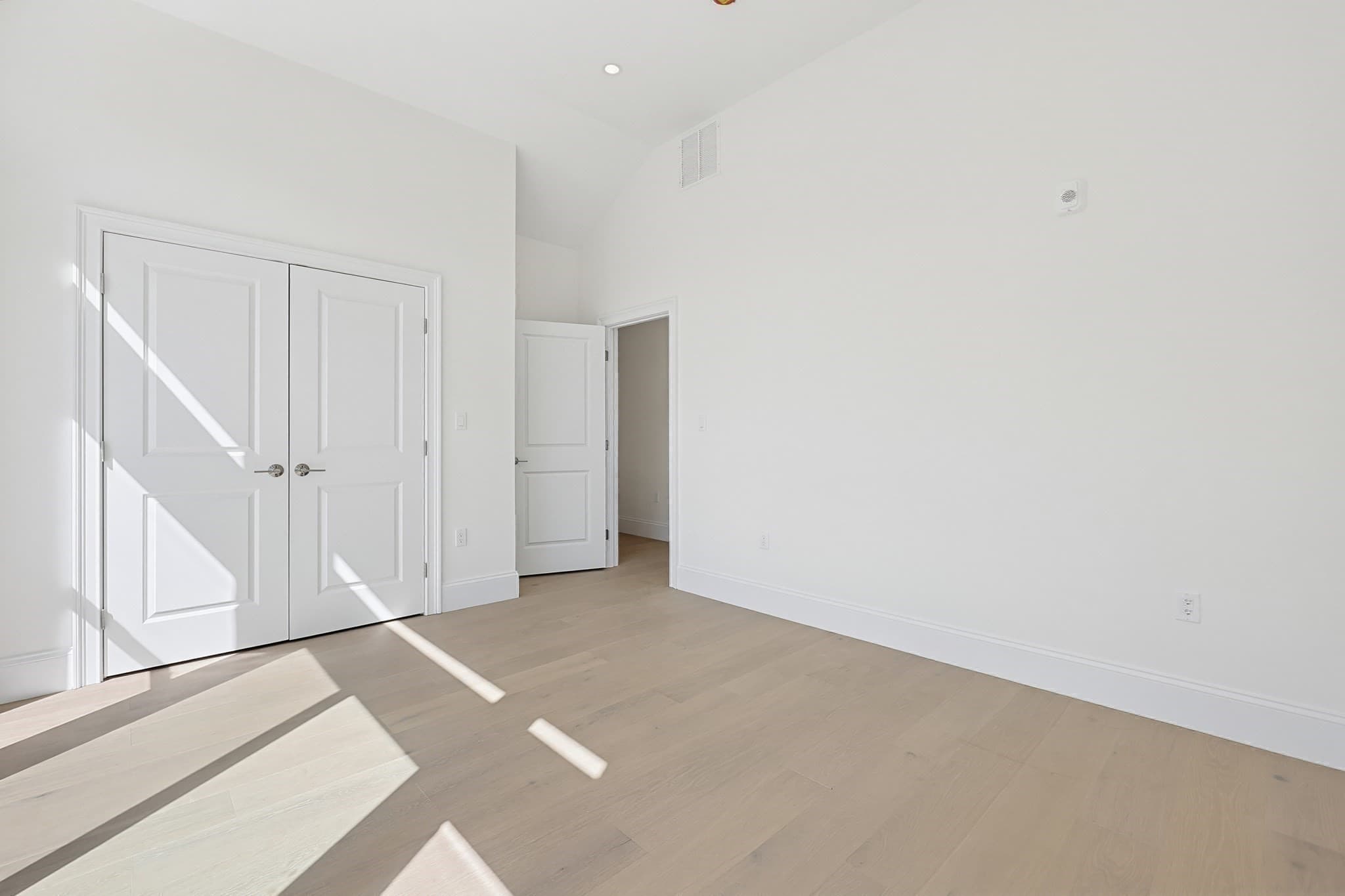 Condominium at 257 Market Street, Boston MA 02135, Boston, photo 16 of 27