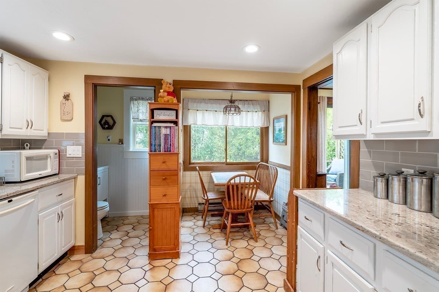 Single Family Residence at 80 Phillips St, Weymouth MA 02188, Weymouth, photo 6 of 17