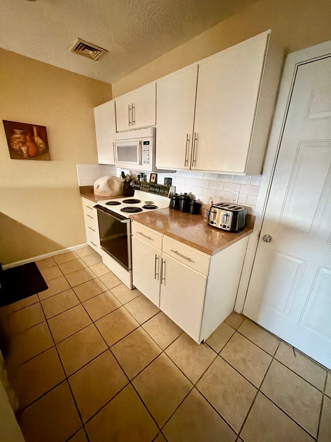 Condominium at 700 Shore Dr # 808, Fall River MA 02721, Fall River, photo 14 of 27