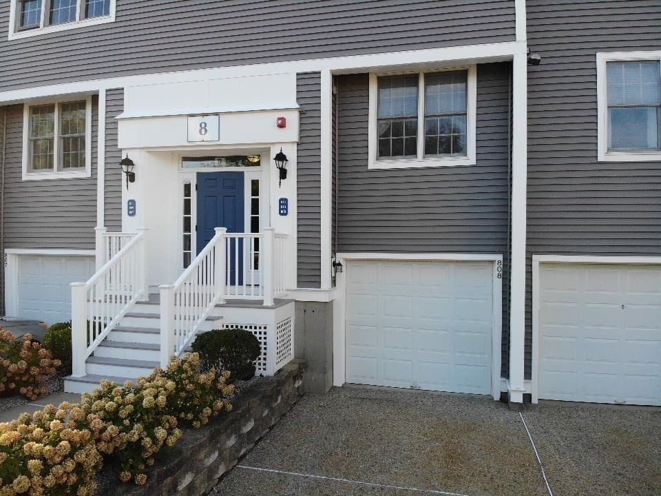 Condominium at 700 Shore Dr # 808, Fall River MA 02721, Fall River, photo 4 of 27