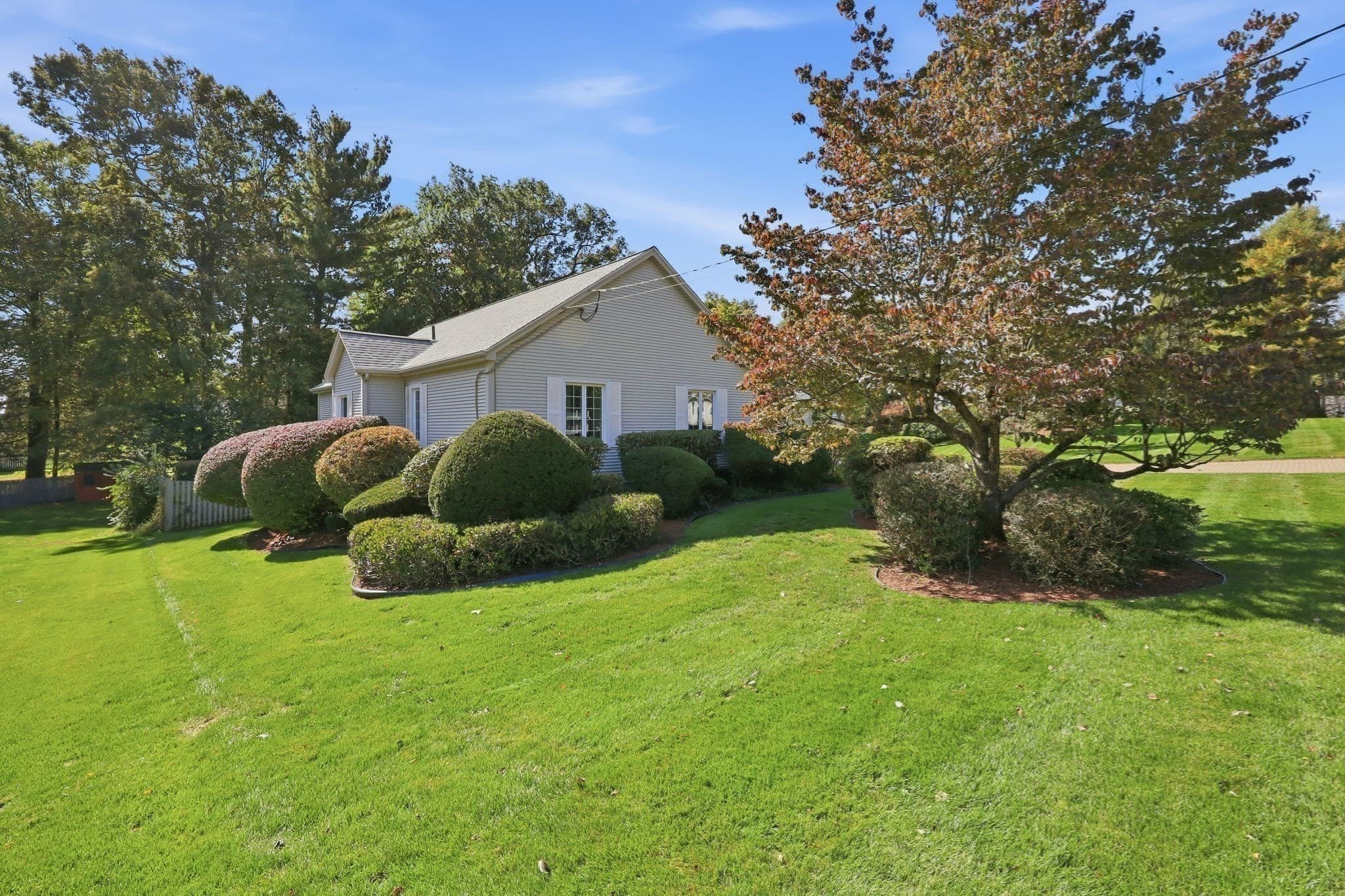 Single Family Residence at 43 Pineridge Dr, Westfield MA 01085, Westfield, photo 38 of 42