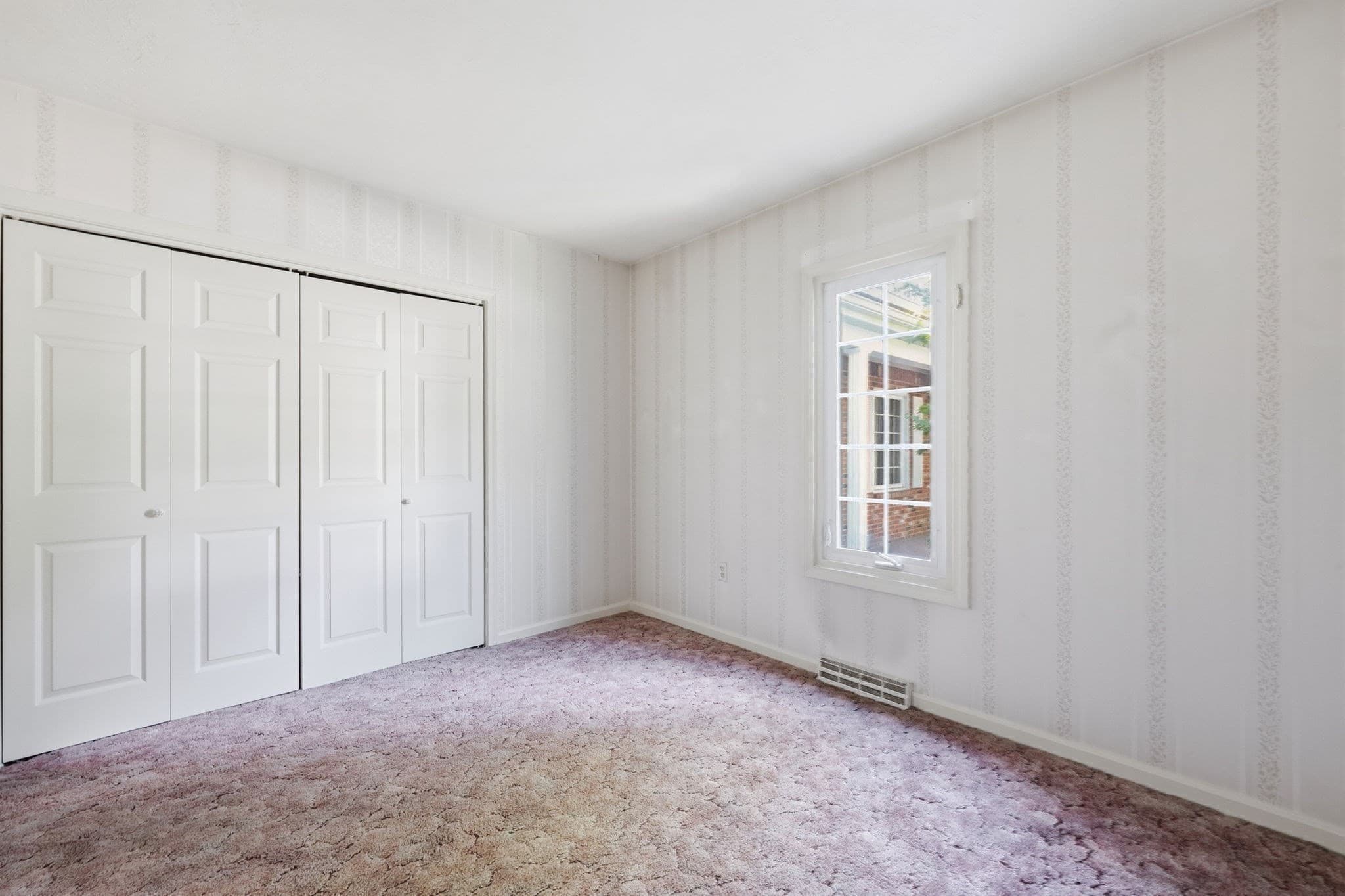 Single Family Residence at 43 Pineridge Dr, Westfield MA 01085, Westfield, photo 18 of 42