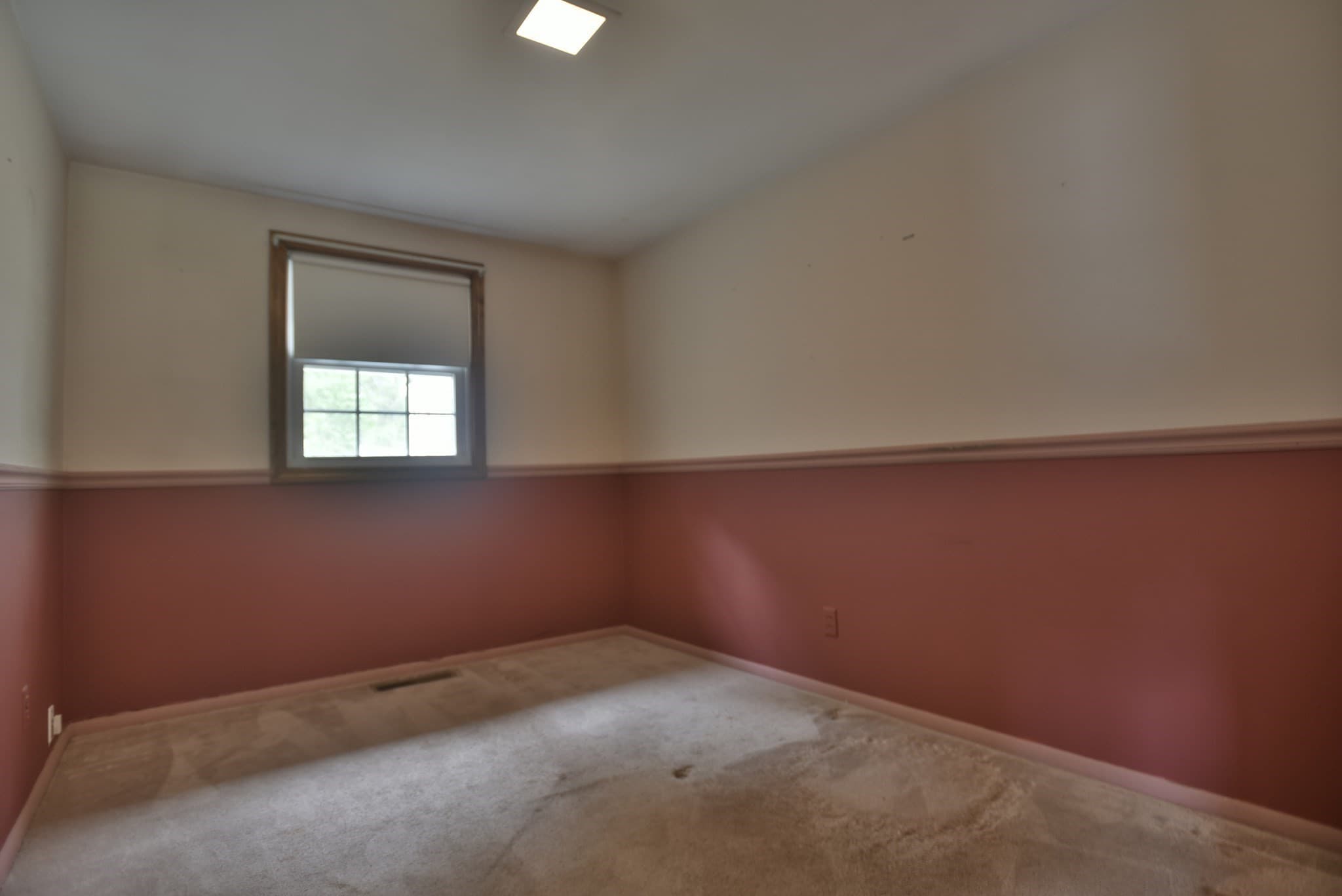Single Family Residence at 20 Josh Gray Rd, Rockland MA 02370, Rockland, photo 16 of 20