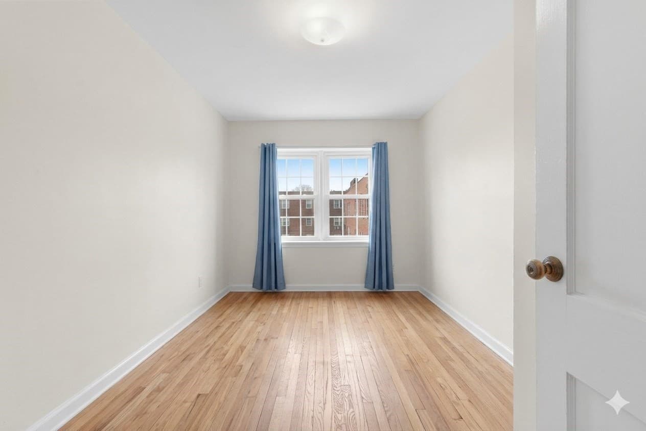 Condominium at 9 Lennon Ct # 13, Boston MA 02127, Boston, photo 10 of 16