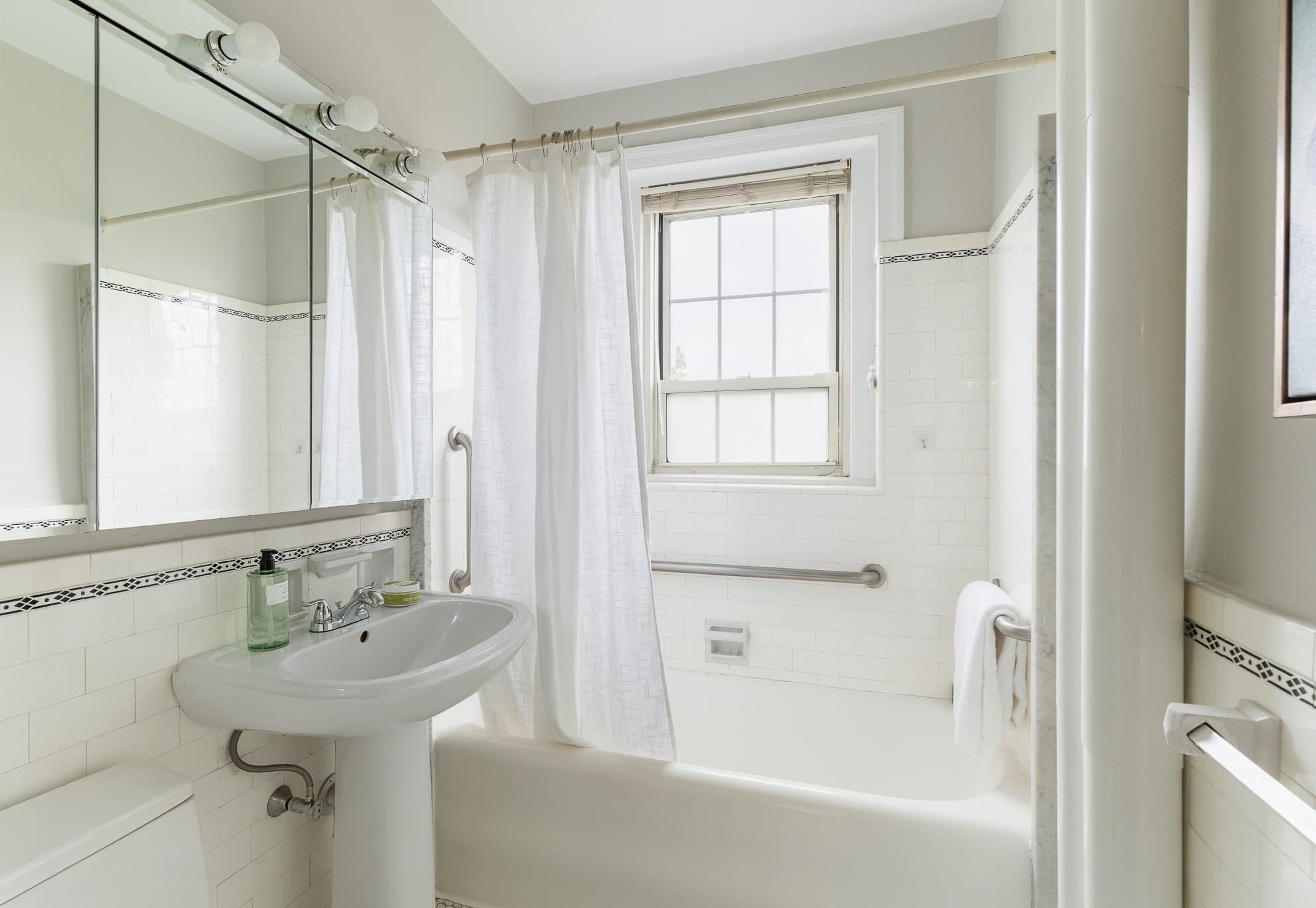 Condominium at 3 Arlington St, Cambridge MA 02138, Cambridge, photo 23 of 27
