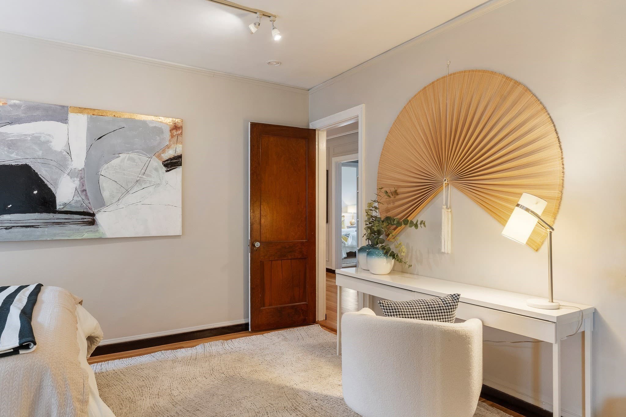 Condominium at 3 Arlington St, Cambridge MA 02138, Cambridge, photo 12 of 27