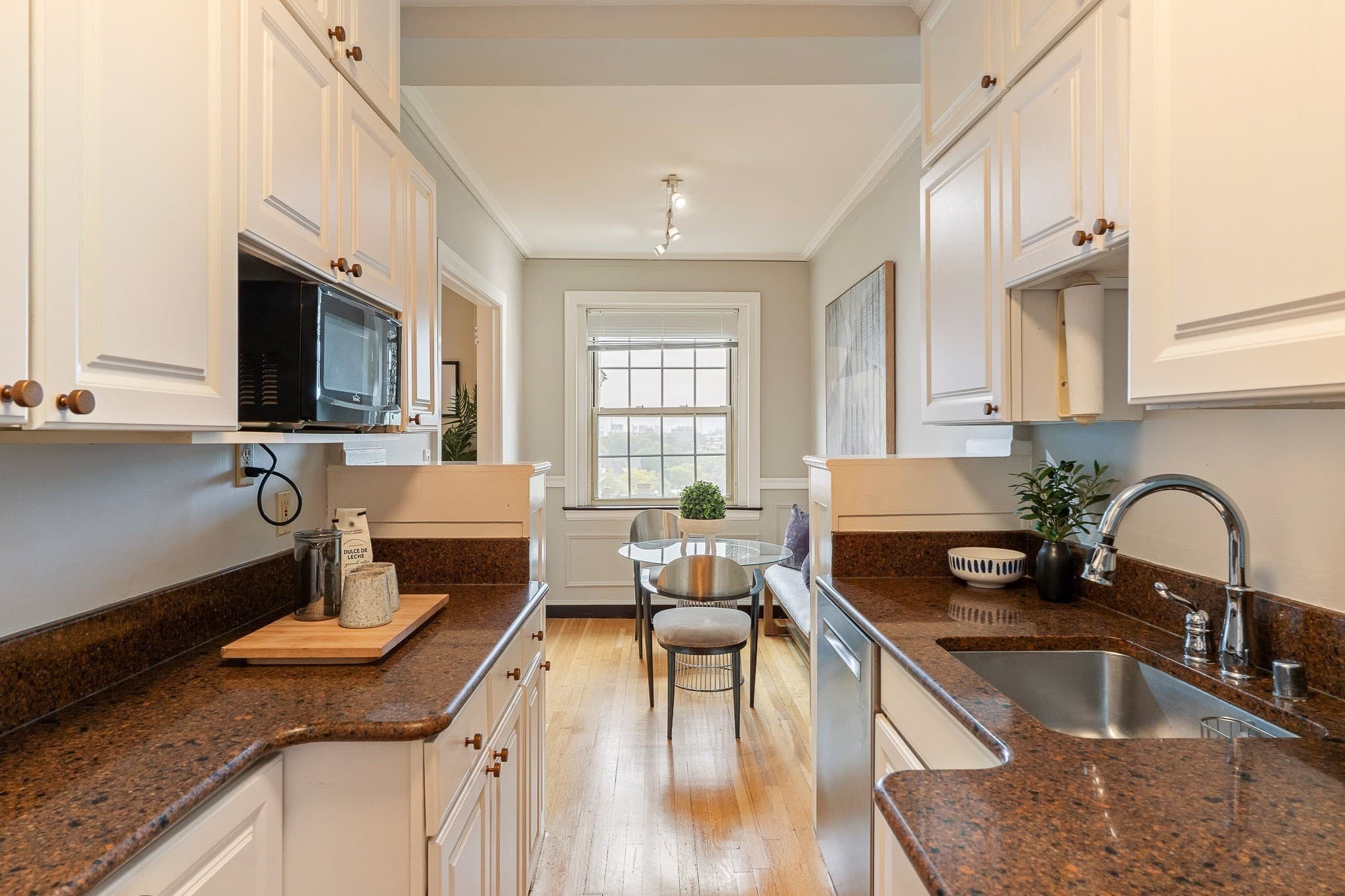 Condominium at 3 Arlington St, Cambridge MA 02138, Cambridge, photo 19 of 27