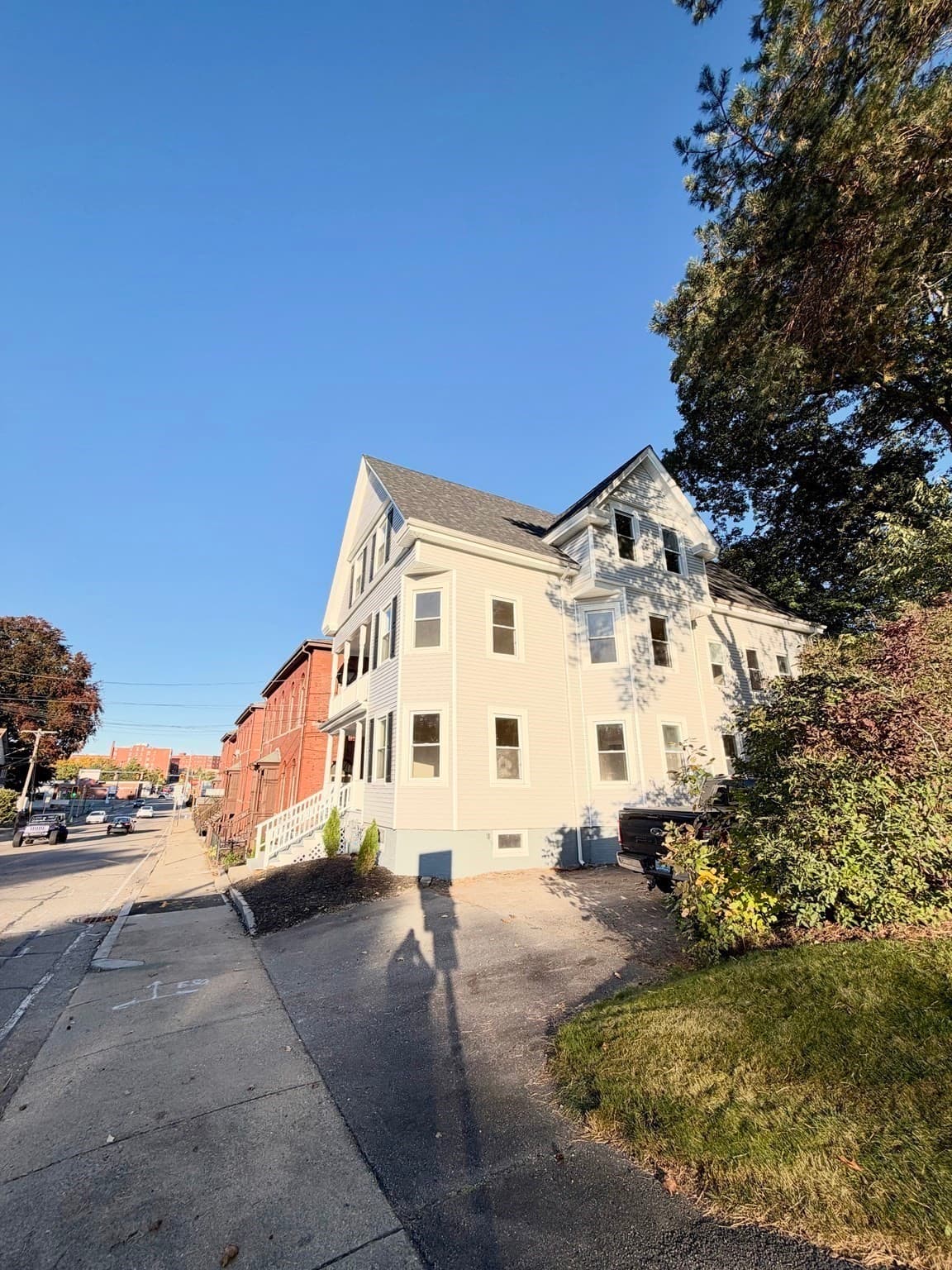 3 Family at 106 County St, Attleboro MA 02703, Attleboro, photo 29 of 30