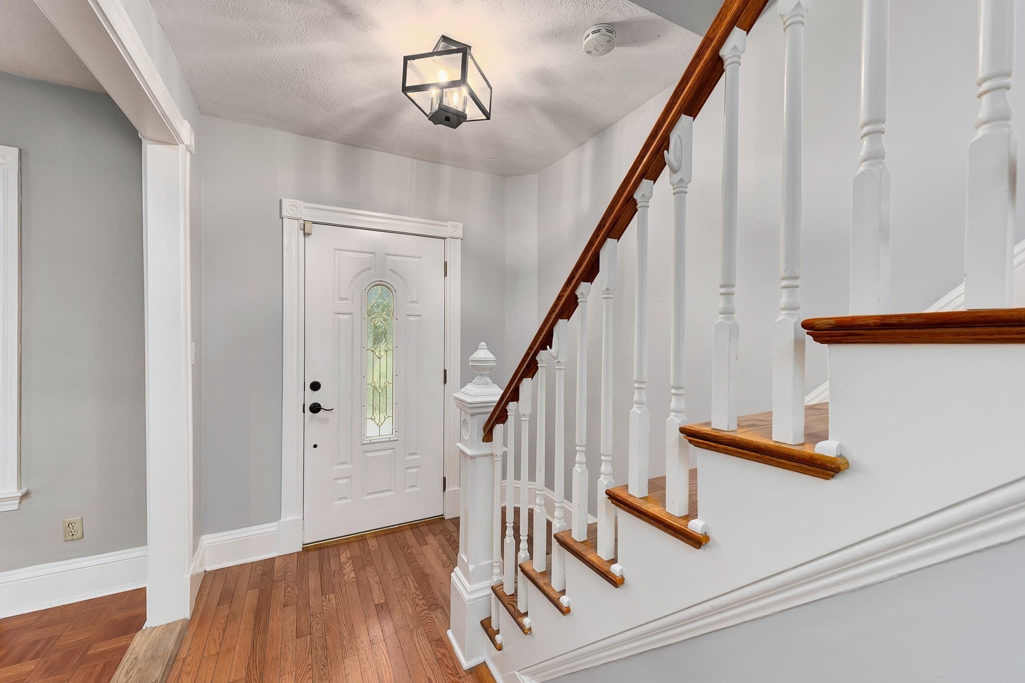 Single Family Residence at 8 Birch Hill Ave, Wakefield MA 01880, Wakefield, photo 12 of 28