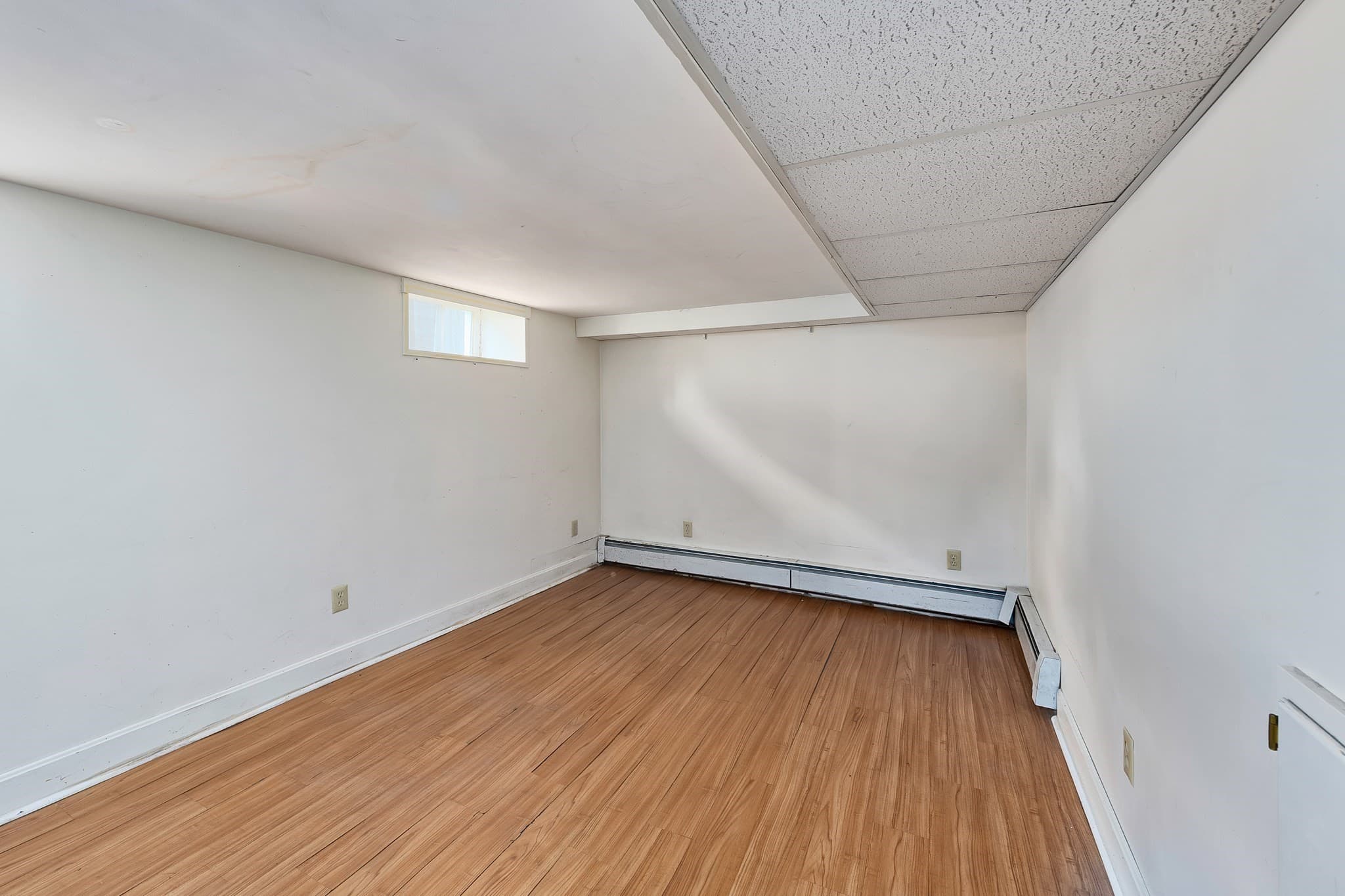 Single Family Residence at 8 Birch Hill Ave, Wakefield MA 01880, Wakefield, photo 20 of 28
