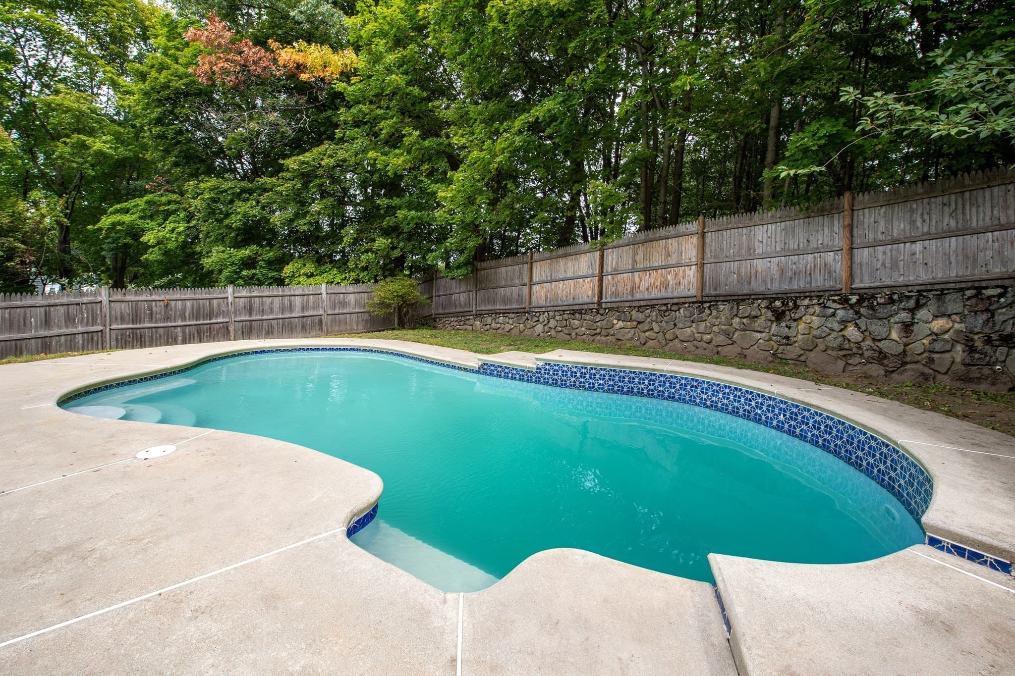 Single Family Residence at 8 Birch Hill Ave, Wakefield MA 01880, Wakefield, photo 24 of 28