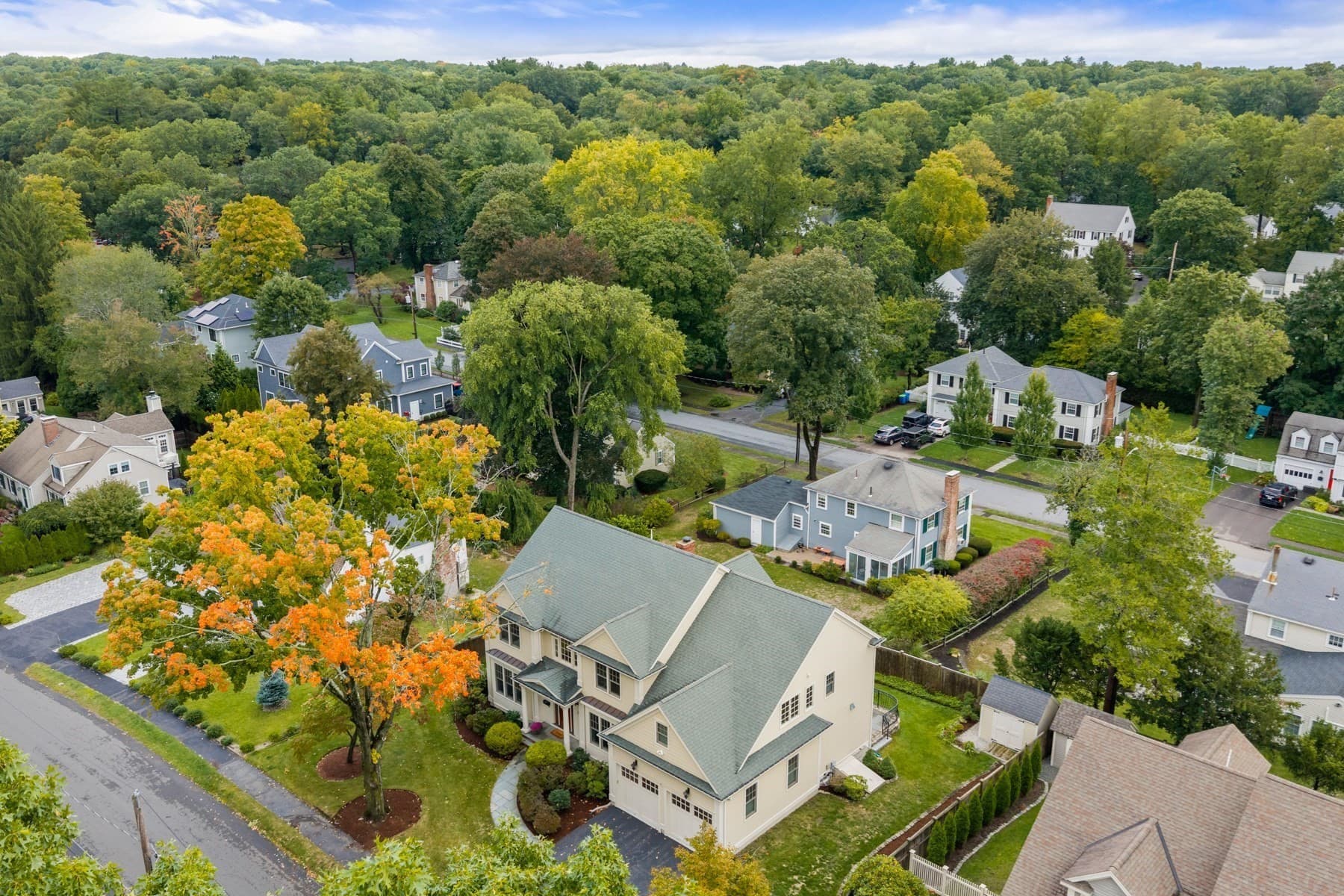 37 Wall St, Wellesley MA 02481