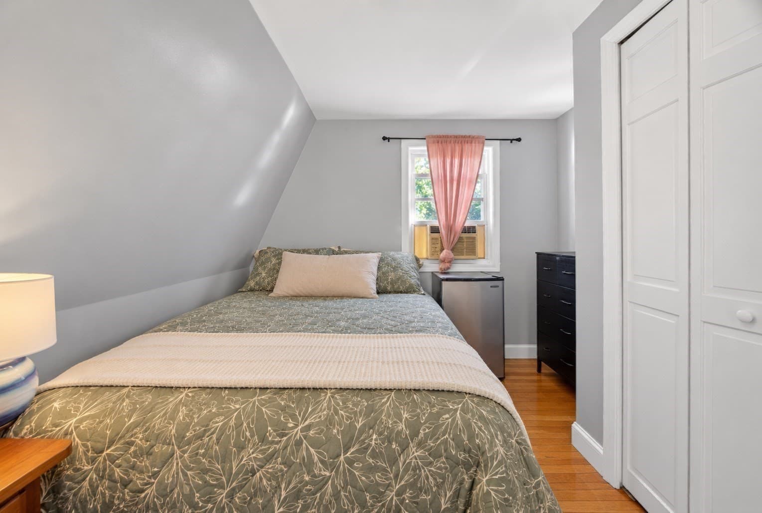 Single Family Residence at 40 Avalon St, Revere MA 02151, Revere, photo 10 of 19