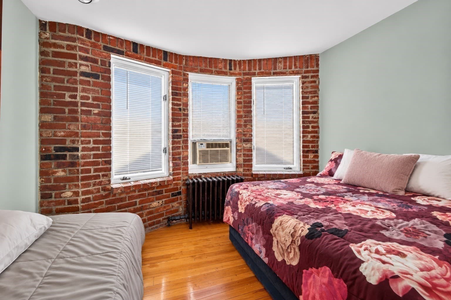 Single Family Residence at 40 Avalon St, Revere MA 02151, Revere, photo 11 of 19