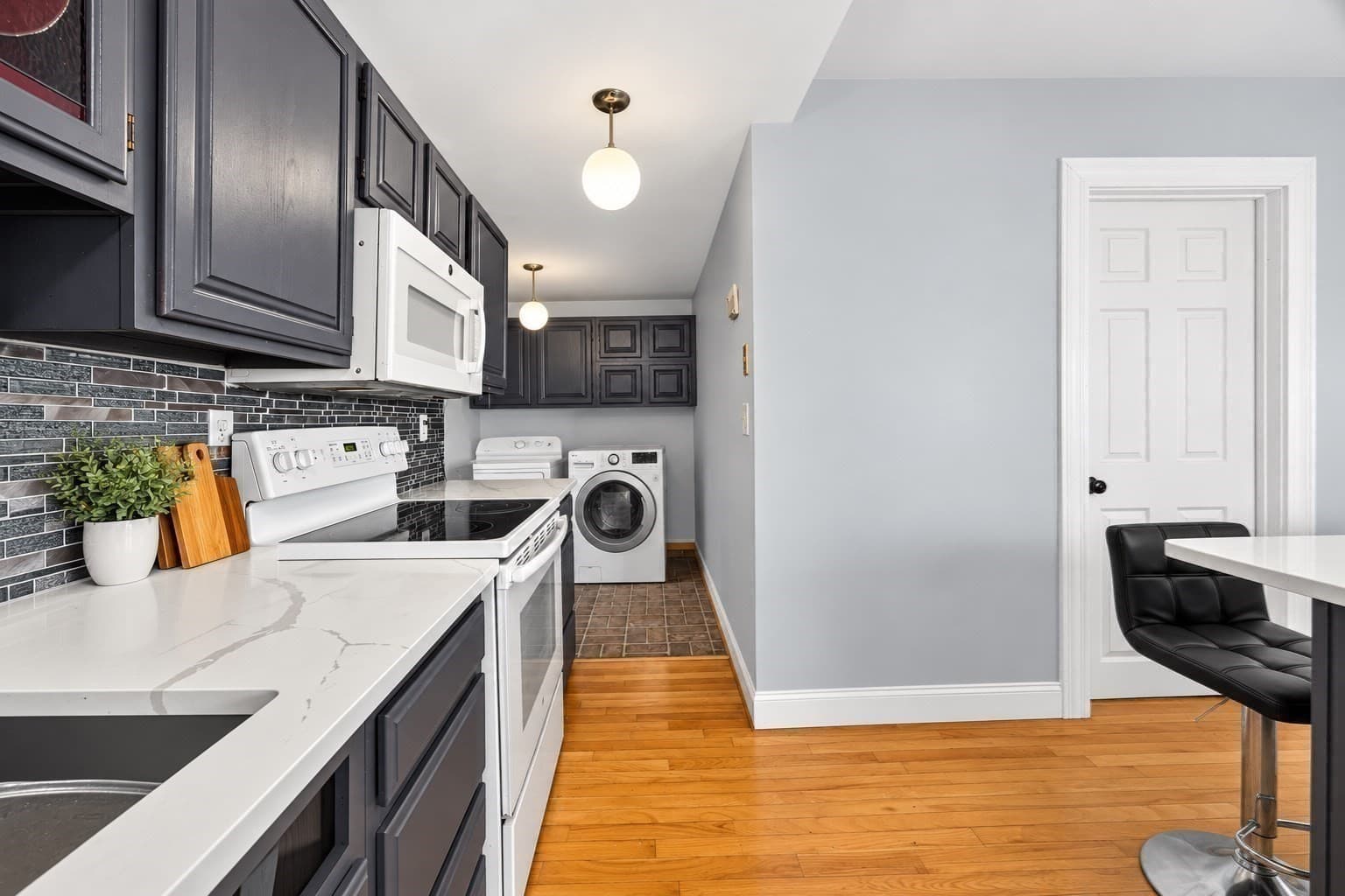 Single Family Residence at 40 Avalon St, Revere MA 02151, Revere, photo 8 of 19