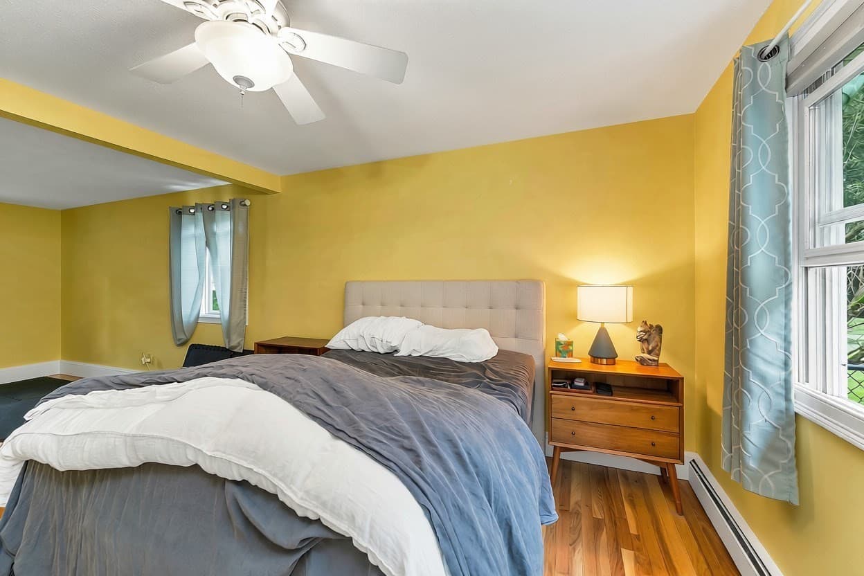 Single Family Residence at 10 Davis Road, Merrimack NH 03054, Merrimack, photo 14 of 40