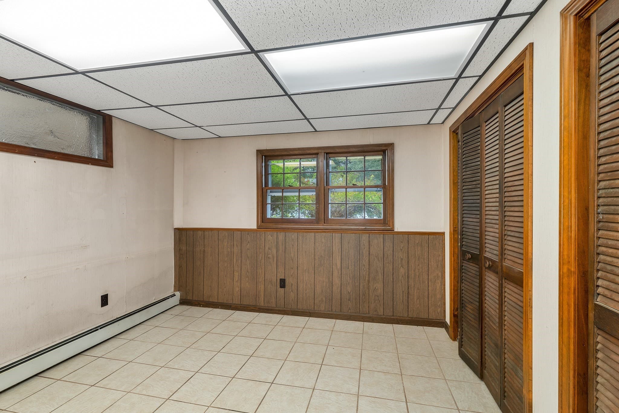 Single Family Residence at 10 Davis Road, Merrimack NH 03054, Merrimack, photo 21 of 40