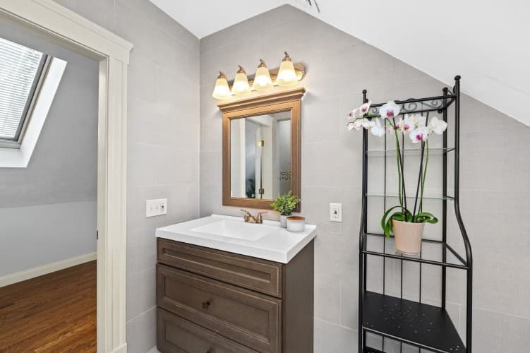 Condominium at 139 Warren Street # 2, Arlington MA 02474, Arlington, photo 22 of 27