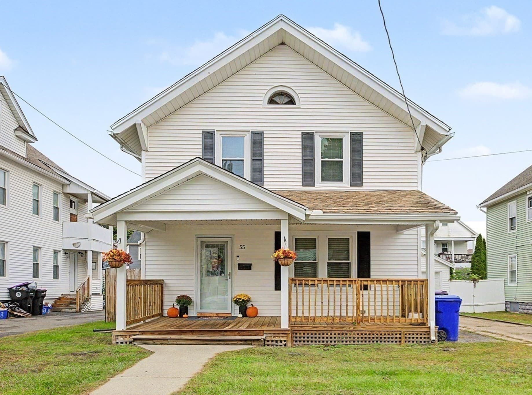 55 Elmwood Ave, Holyoke MA 01040