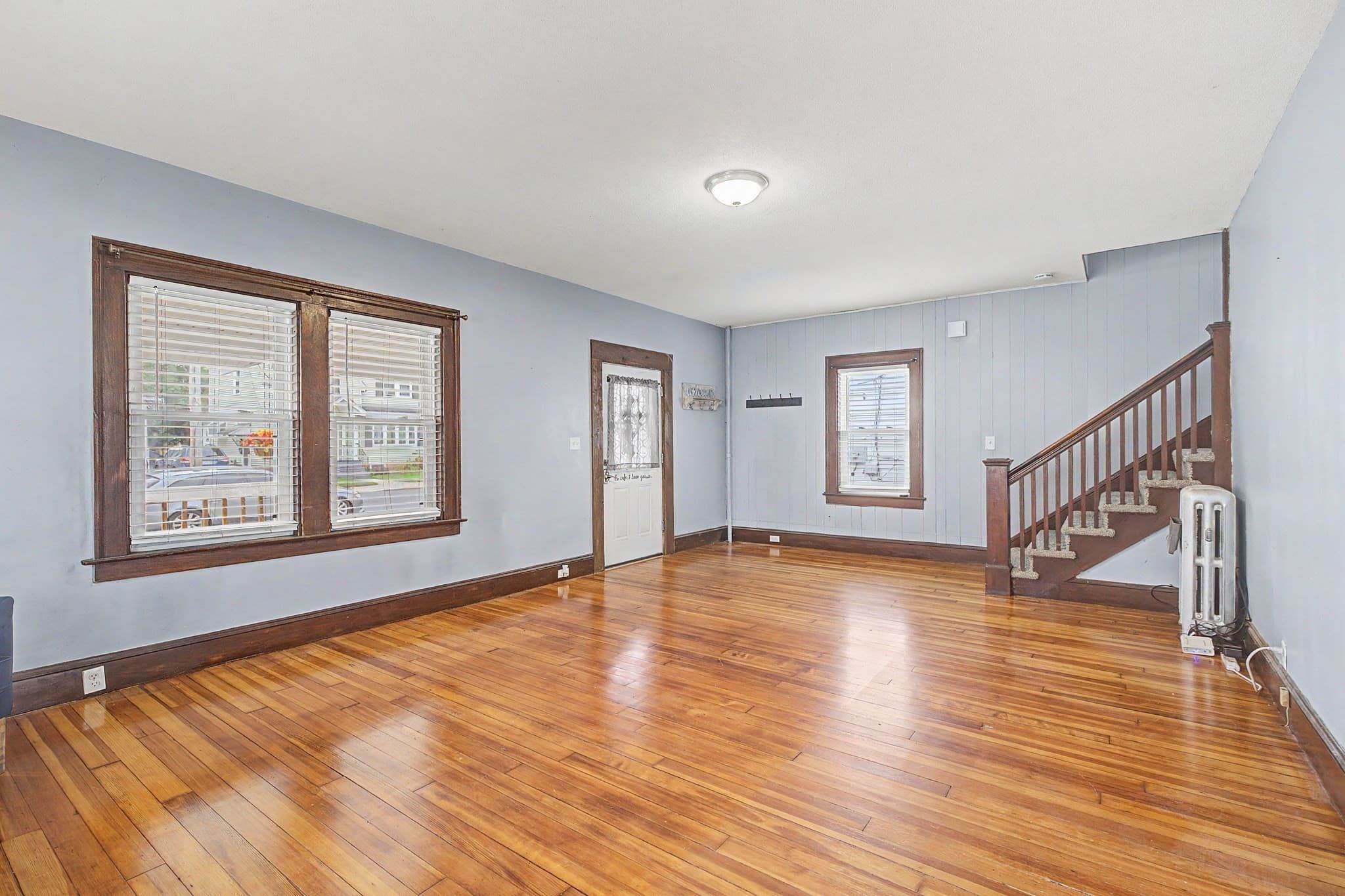 Single Family Residence at 55 Elmwood Ave, Holyoke MA 01040, Holyoke, photo 9 of 35