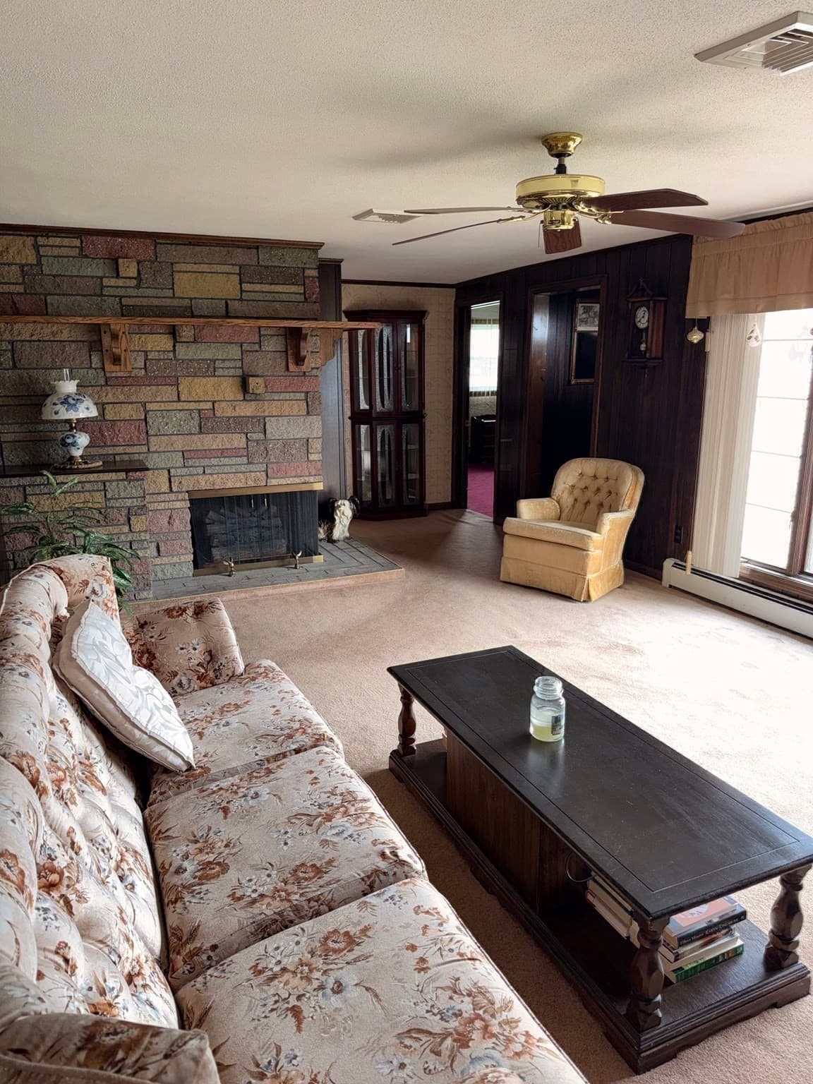 Single Family Residence at 171 Huron Ave, Holyoke MA 01040, Holyoke, photo 10 of 25
