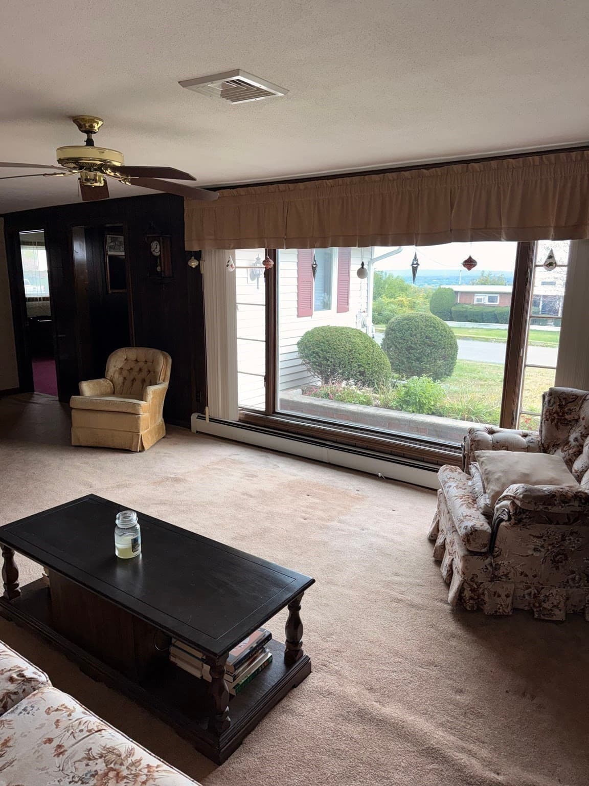 Single Family Residence at 171 Huron Ave, Holyoke MA 01040, Holyoke, photo 11 of 25