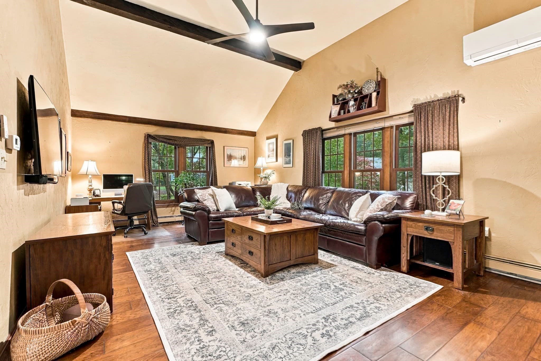 Single Family Residence at 8 Joseph Rd, Hopkinton MA 01748, Hopkinton, photo 17 of 32