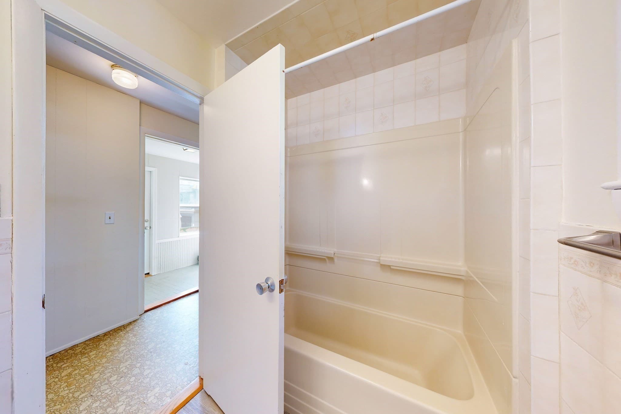 2 Family - 2 Units Up/Down at 13 Cottage Park Ave, Cambridge MA 02140, Cambridge, photo 13 of 41