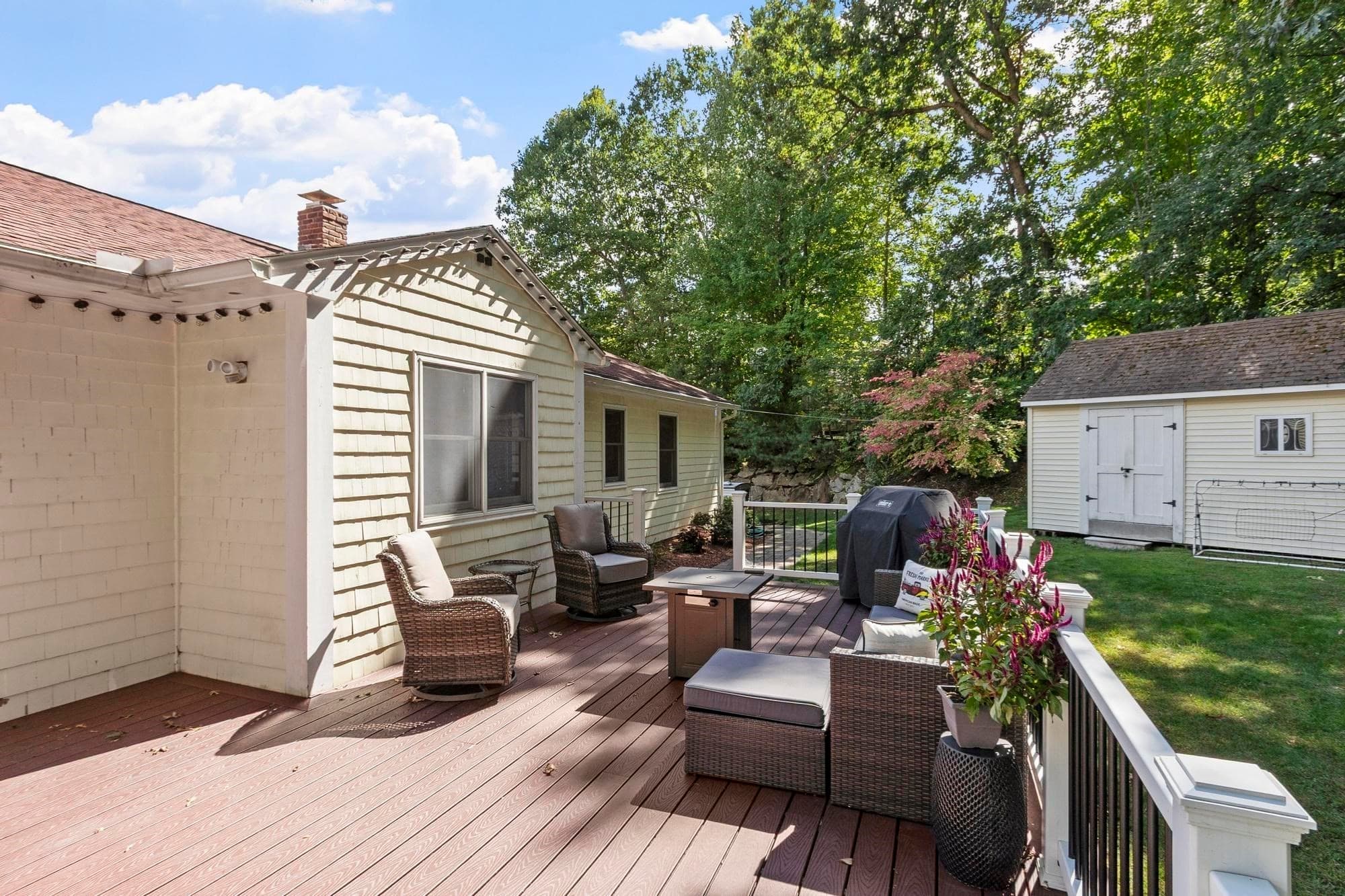 Single Family Residence at 43 Windy Ridge Rd, Holden MA 01522, Holden, photo 6 of 42