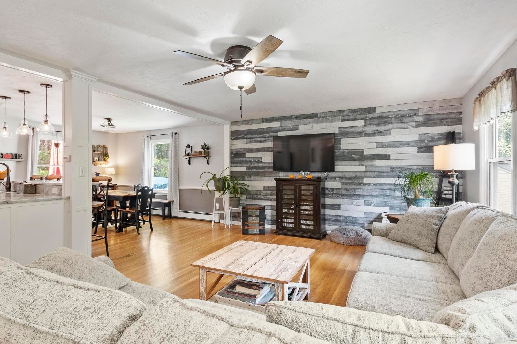 Single Family Residence at 43 Windy Ridge Rd, Holden MA 01522, Holden, photo 14 of 42