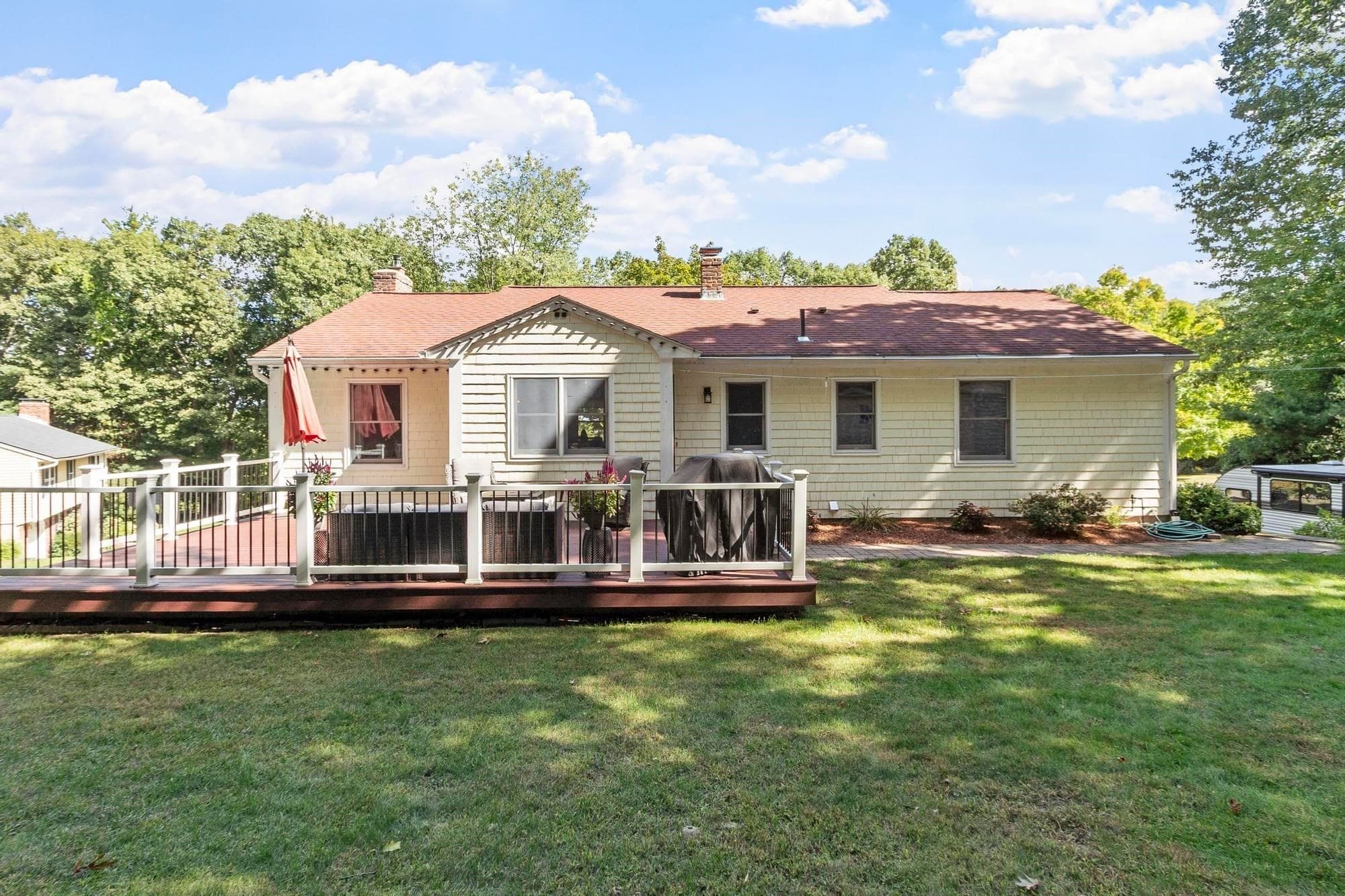 Single Family Residence at 43 Windy Ridge Rd, Holden MA 01522, Holden, photo 11 of 42
