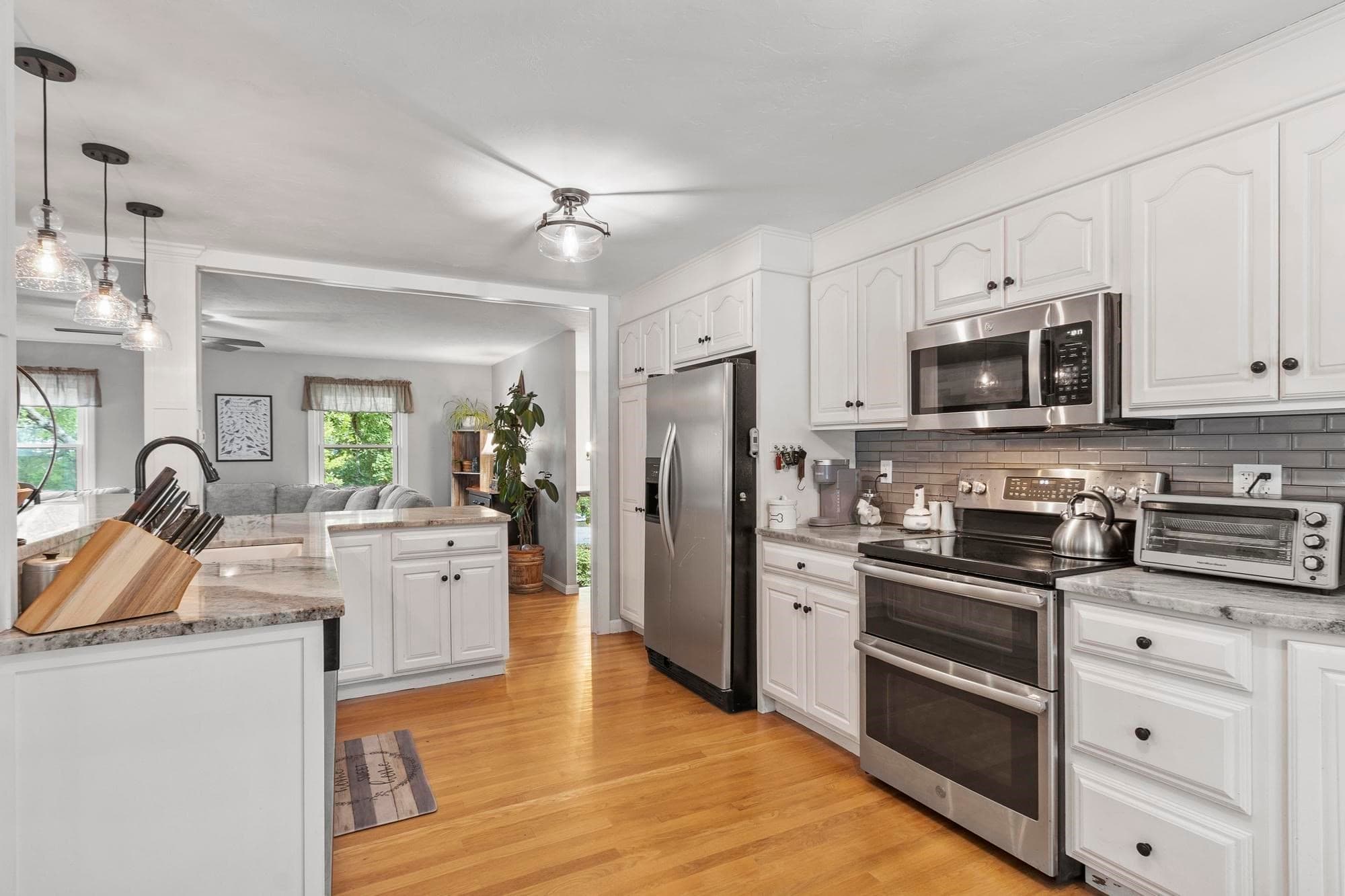 Single Family Residence at 43 Windy Ridge Rd, Holden MA 01522, Holden, photo 21 of 42