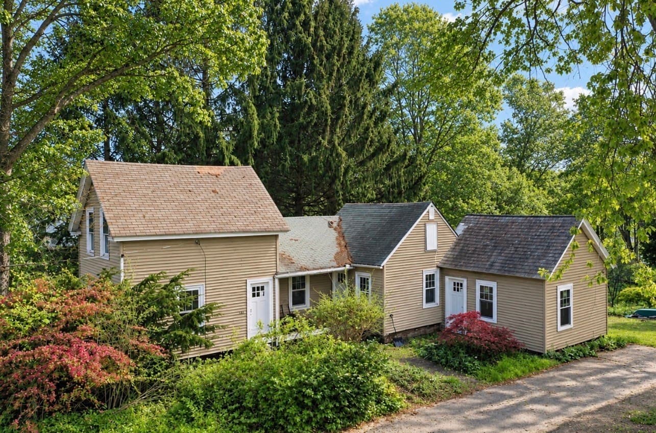 136 Montague City Rd, Greenfield MA 01301