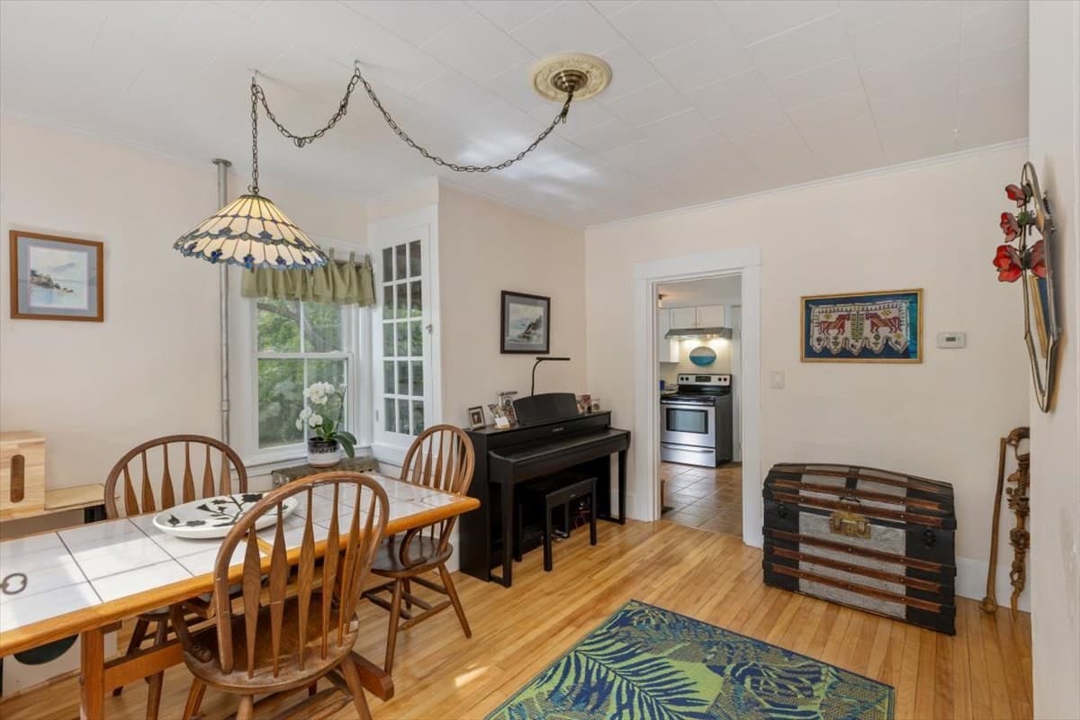 Single Family Residence at 55 Haverhill Rd., Amesbury MA 01913, Amesbury, photo 4 of 39