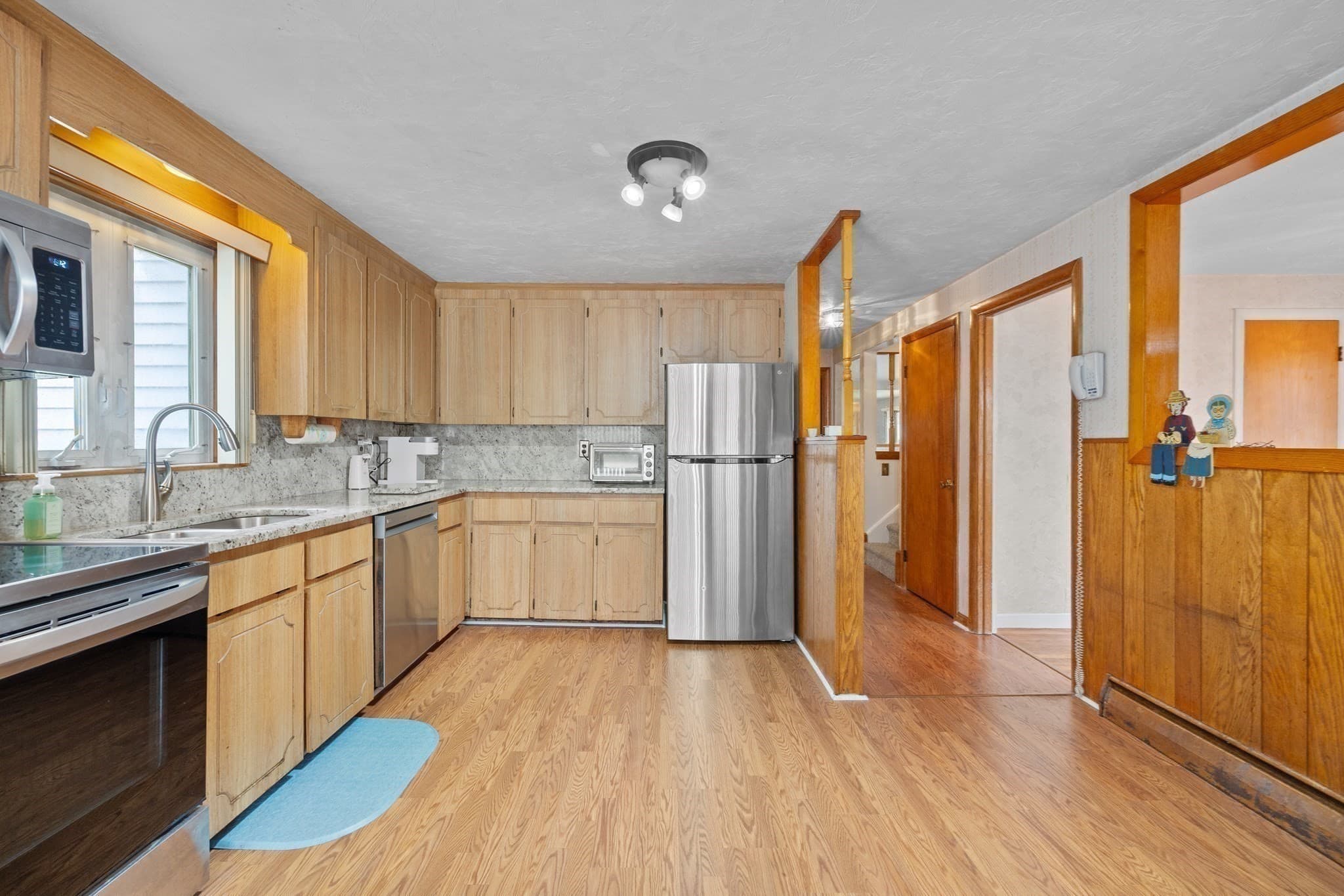 Single Family Residence at 87 Audubon Road, Norwood MA 02062, Norwood, photo 8 of 42