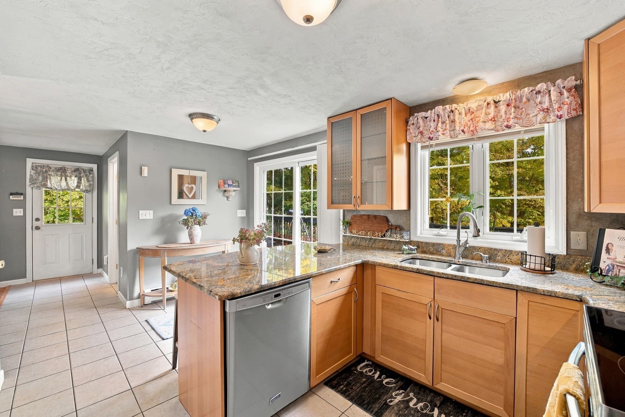Single Family Residence at 45 Howarth Rd, Oxford MA 01540, Oxford, photo 11 of 42