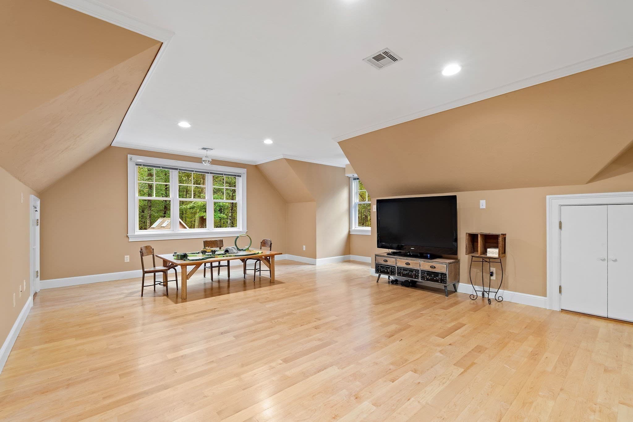 Single Family Residence at 281 Main Street, Bolton MA 01740, Bolton, photo 26 of 42