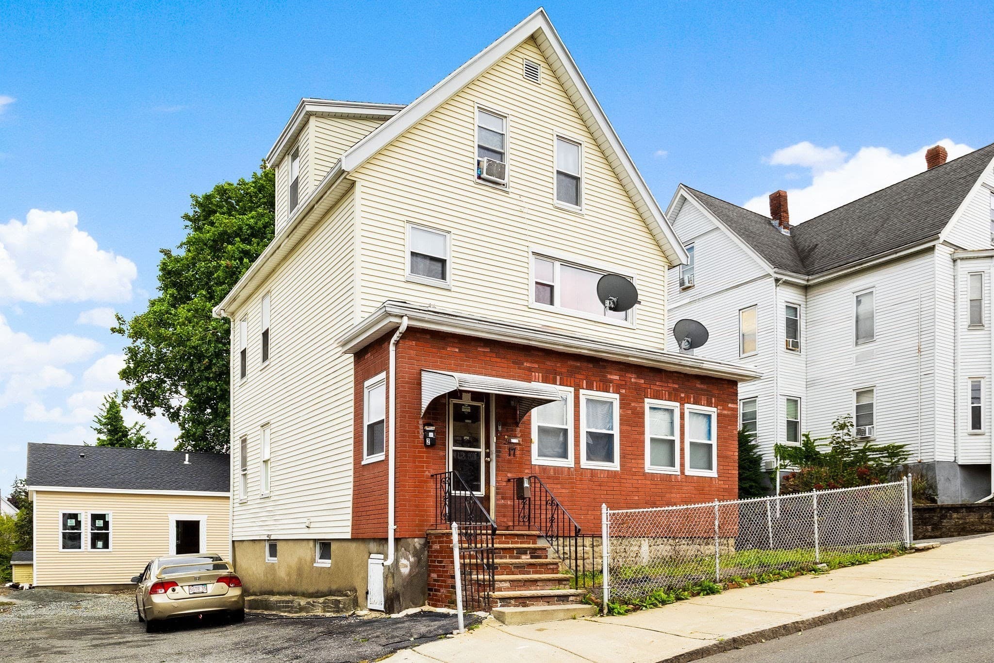 Multi Family at 17 Ashton St, Everett MA 02149, Everett, photo 2 of 41
