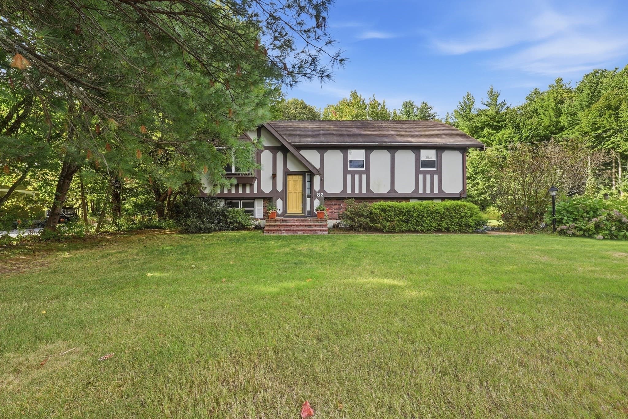 Single Family Residence at 82 West St, Douglas MA 01516, Douglas, photo 3 of 42