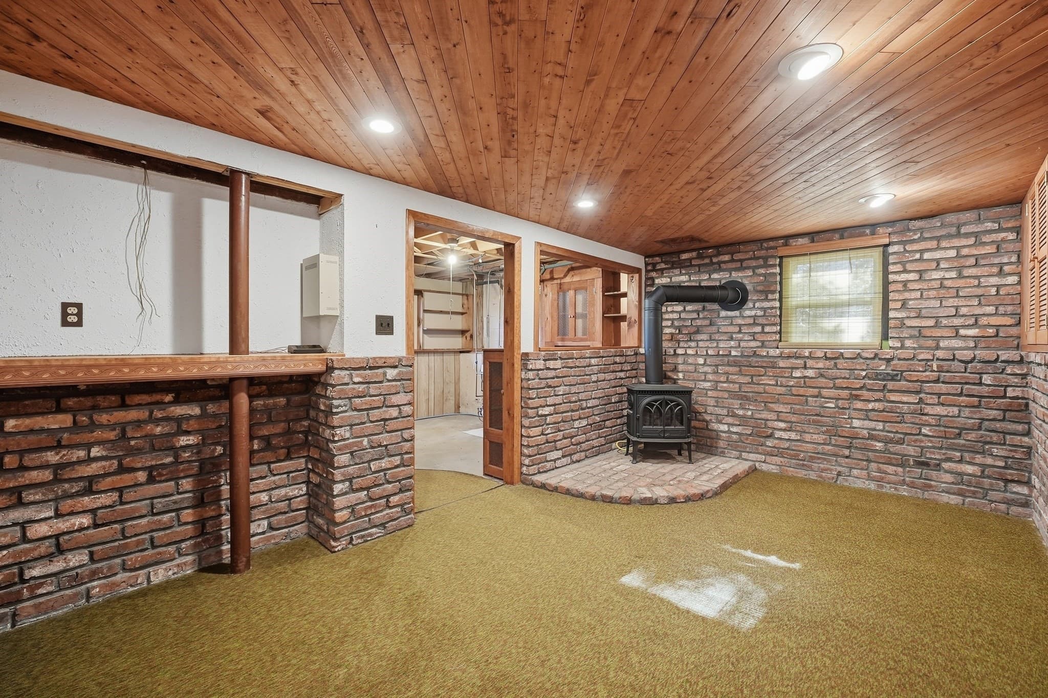 Single Family Residence at 82 West St, Douglas MA 01516, Douglas, photo 30 of 42
