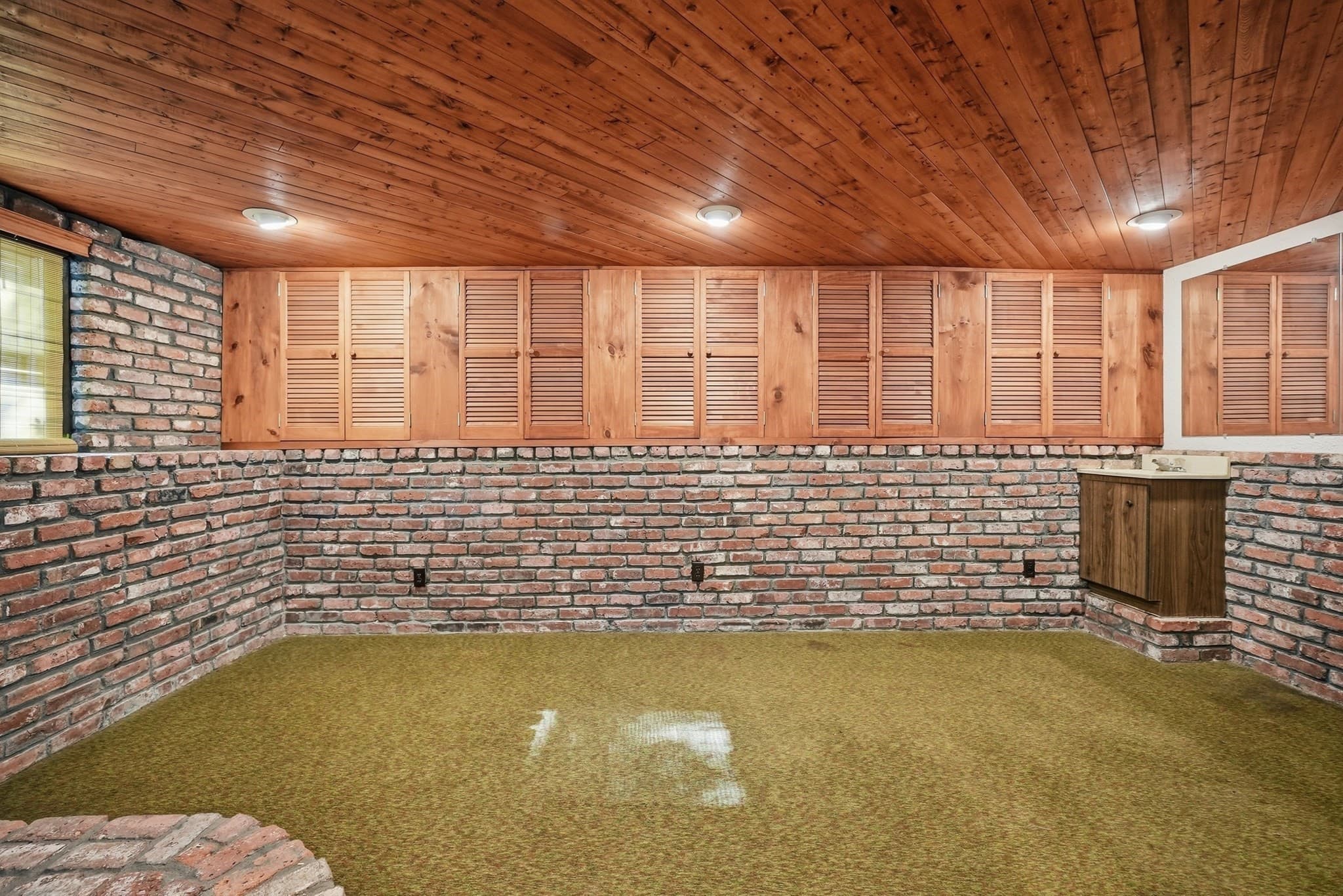 Single Family Residence at 82 West St, Douglas MA 01516, Douglas, photo 29 of 42