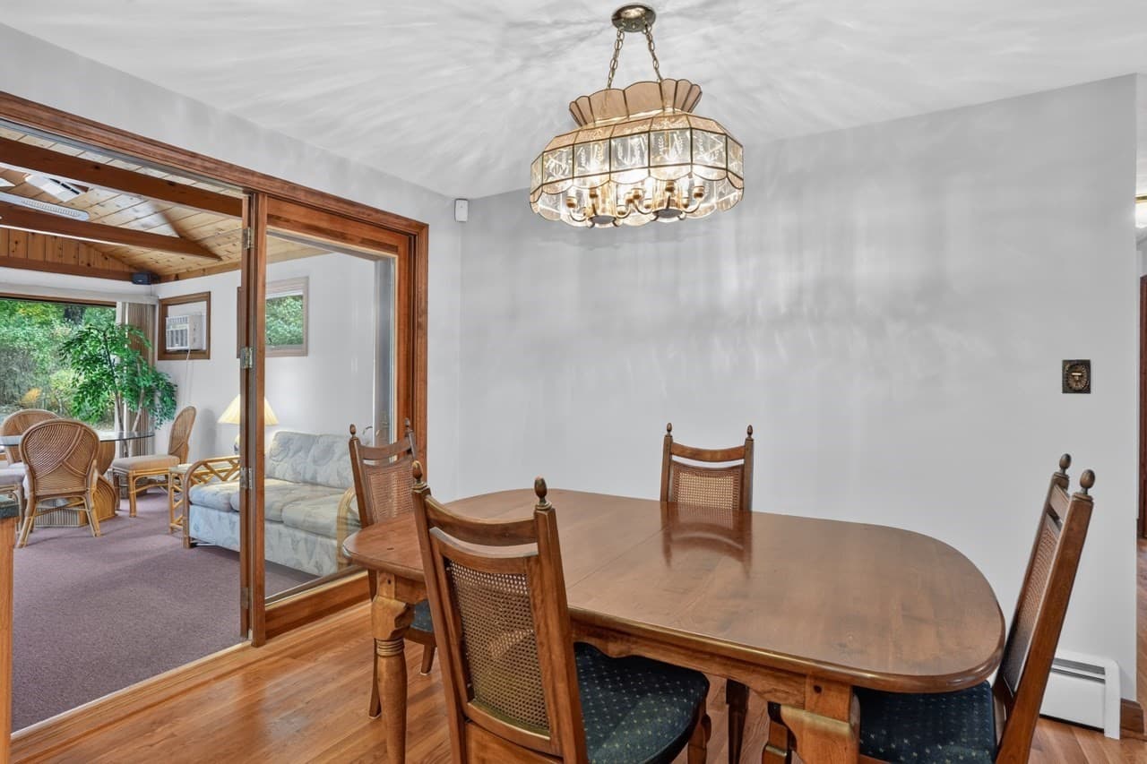 Single Family Residence at 10 Squire Ln, Bellingham MA 02019, Bellingham, photo 6 of 30