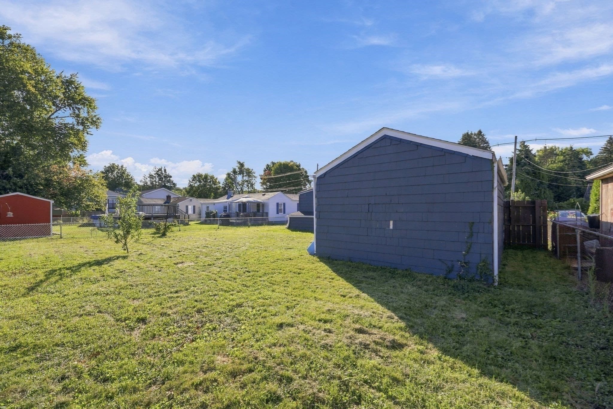 Single Family Residence at 196 Clarendon Ave, Chicopee MA 01013, Chicopee, photo 38 of 40