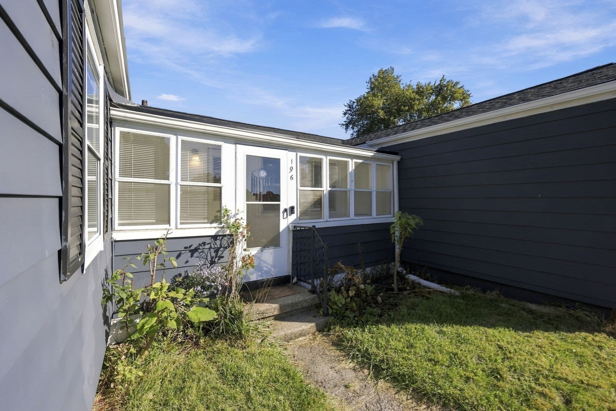 Single Family Residence at 196 Clarendon Ave, Chicopee MA 01013, Chicopee, photo 33 of 40