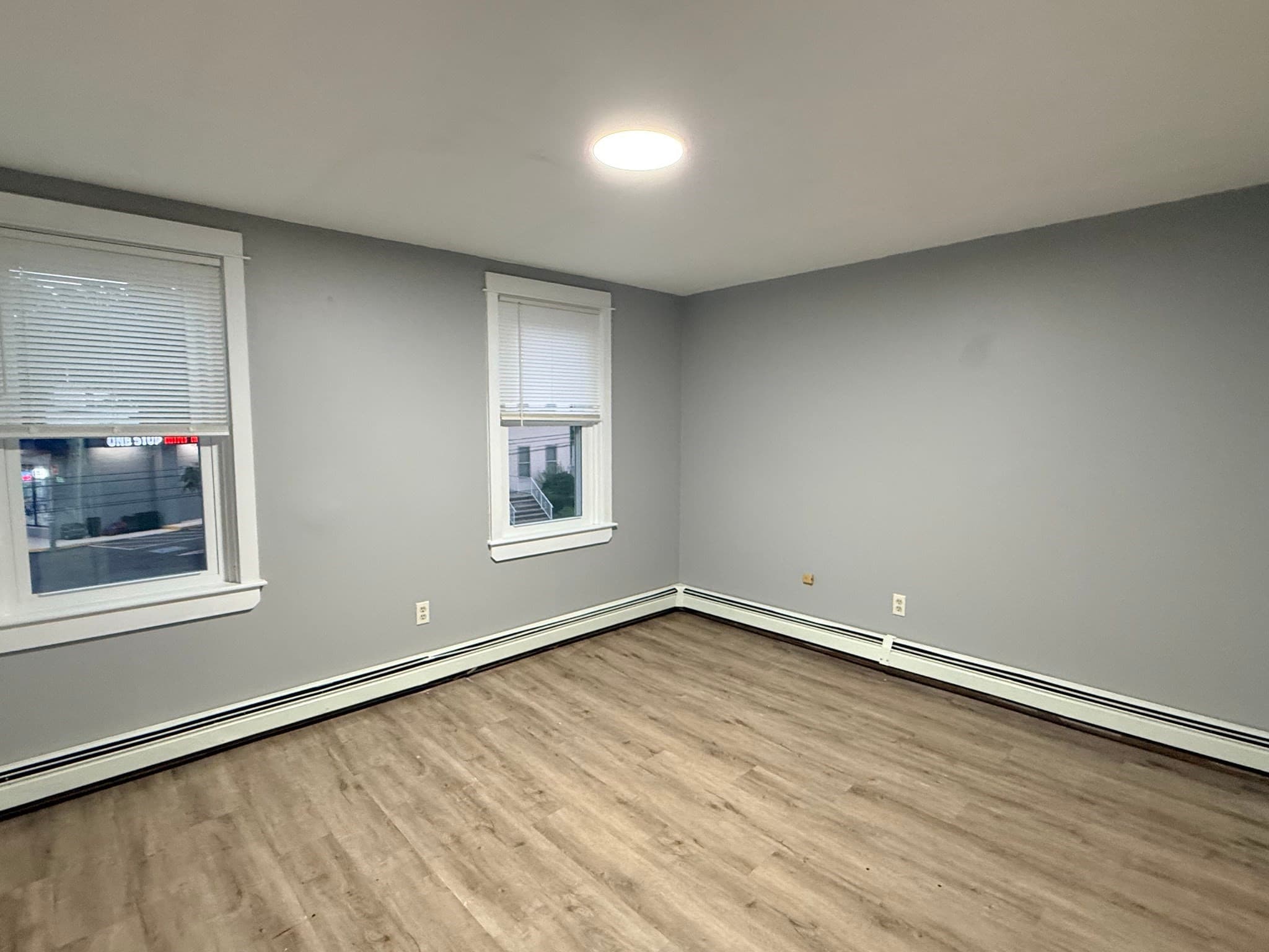 3 Family at 99 Winthrop St, Taunton MA 02780, Taunton, photo 6 of 25