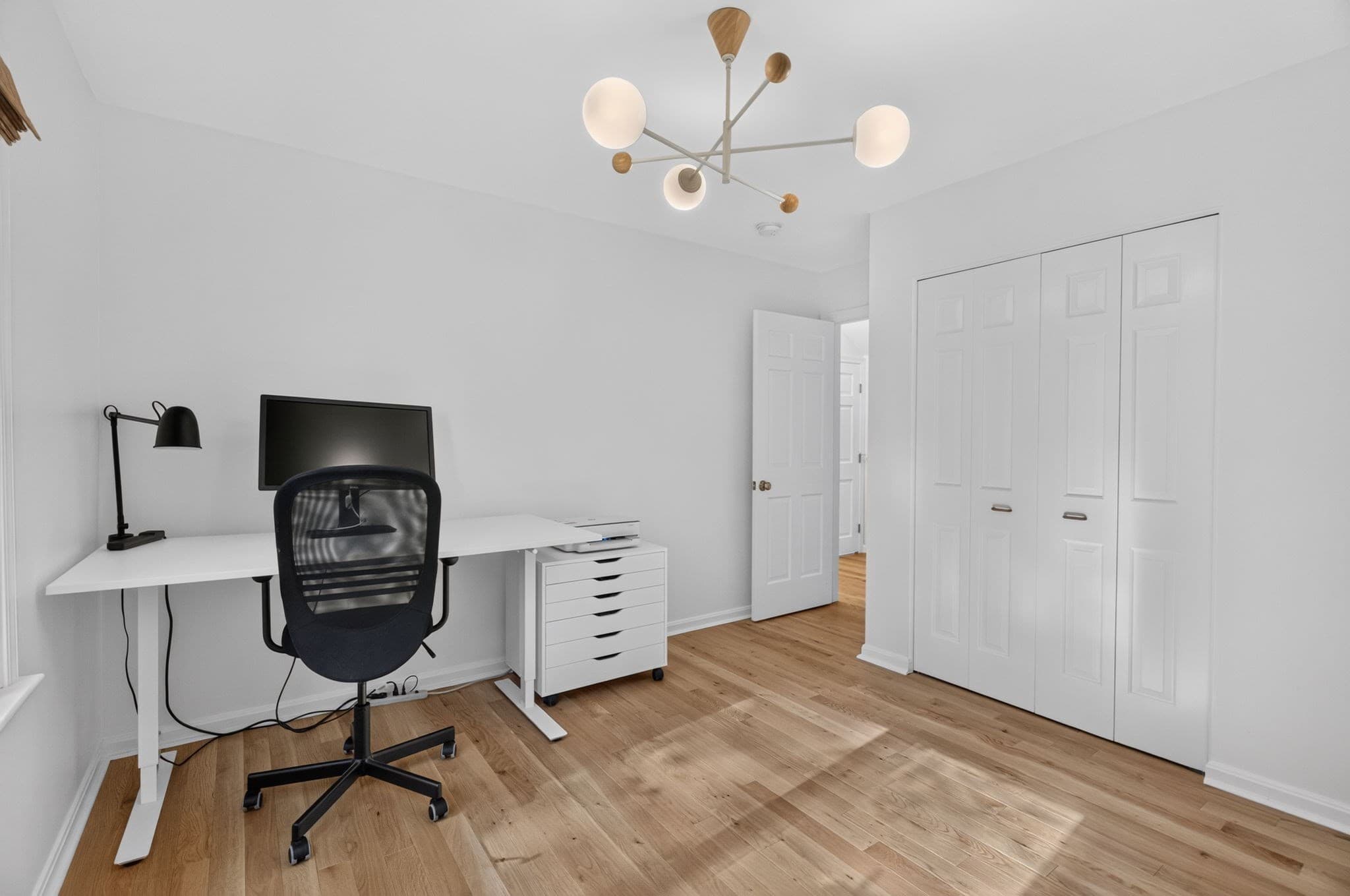 Condominium at 26 Fifer Ln # 26, Lexington MA 02420, Lexington, photo 26 of 39