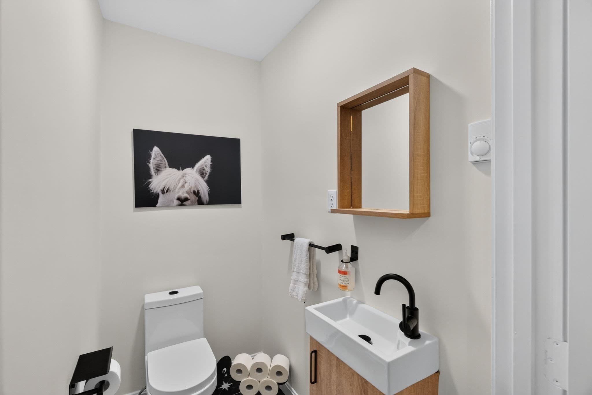 Condominium at 26 Fifer Ln # 26, Lexington MA 02420, Lexington, photo 15 of 39
