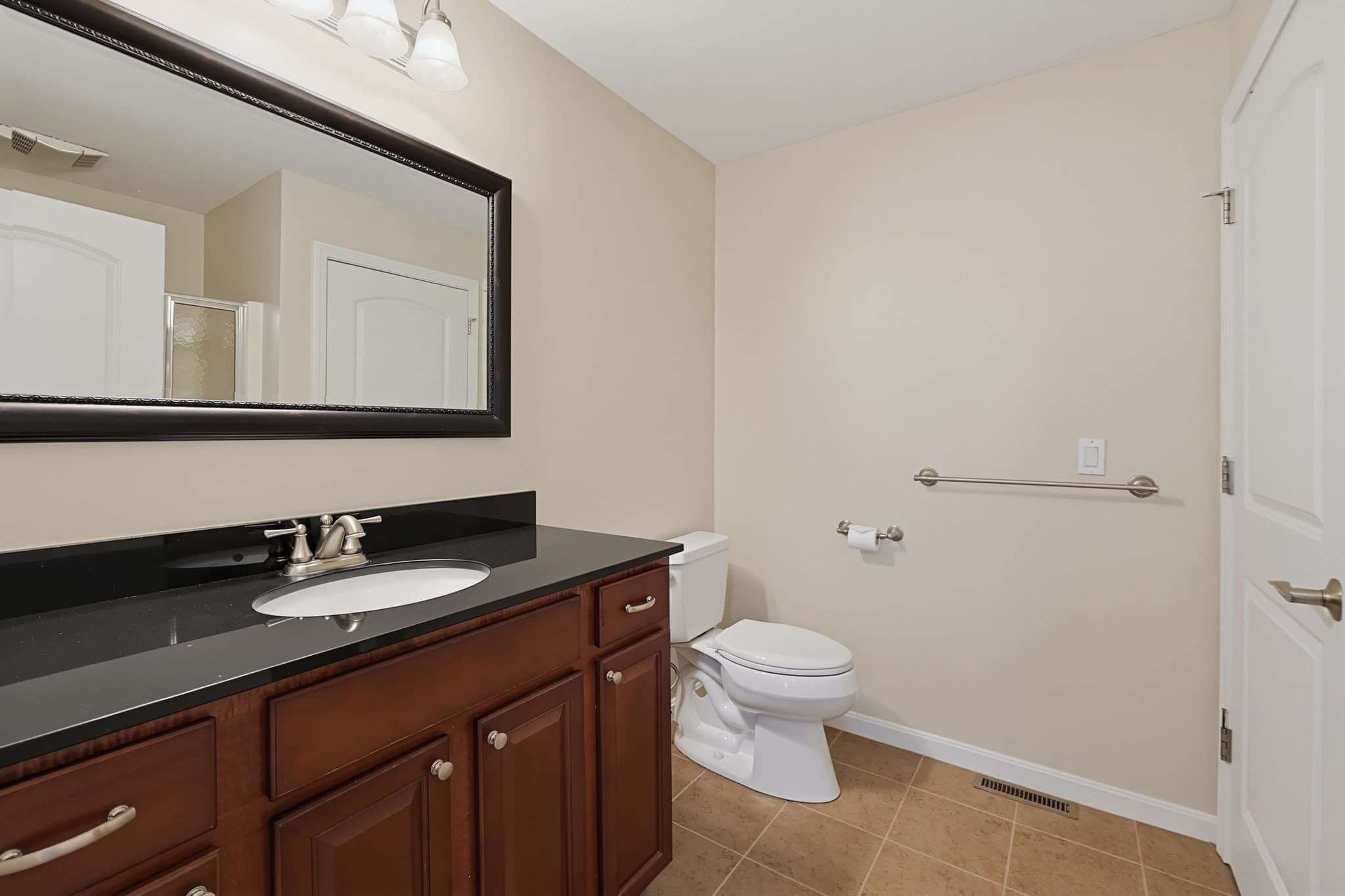 Condominium at 15 Hayloft Ln # 15, Marshfield MA 02050, Marshfield, photo 25 of 29